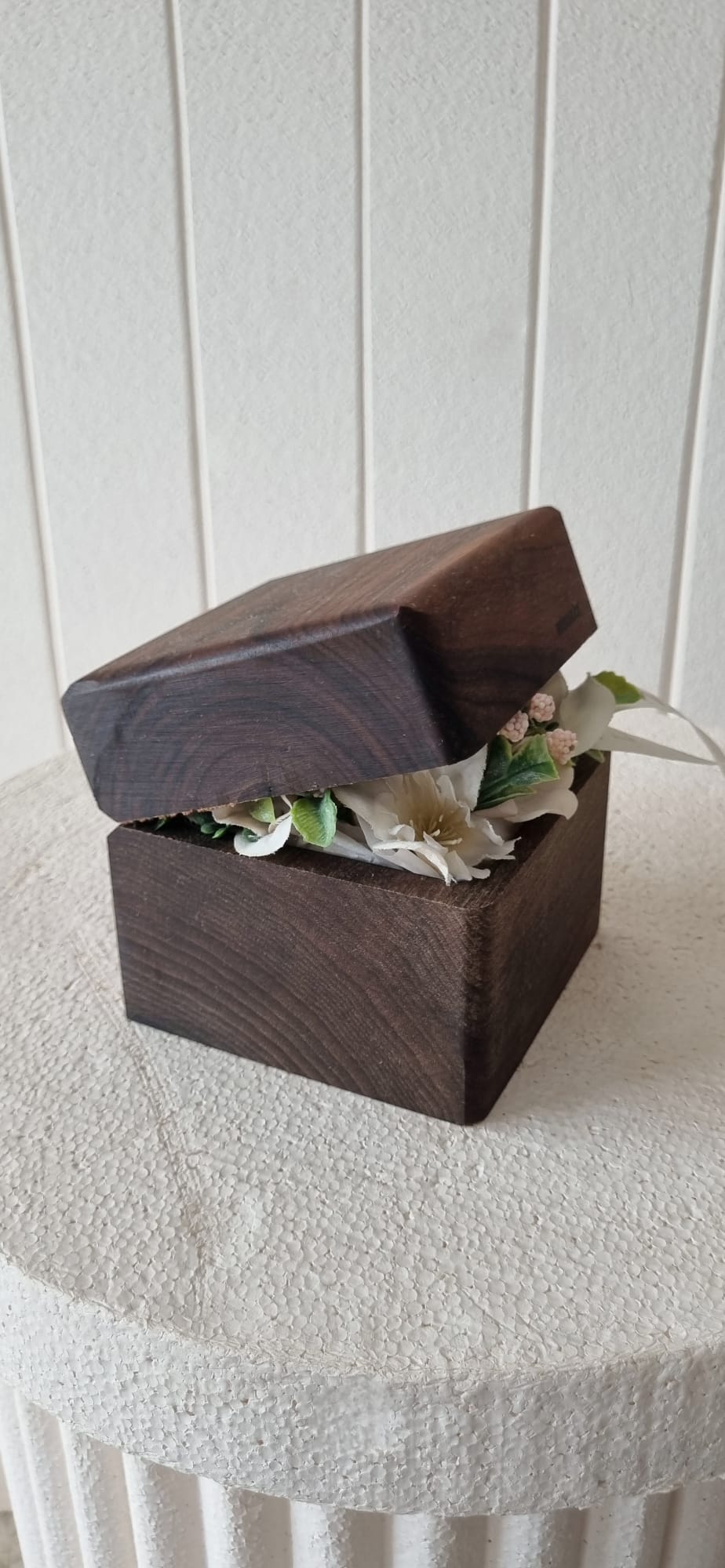 premium flower box alice in wonderland - premium ahşap çiçek kutuları