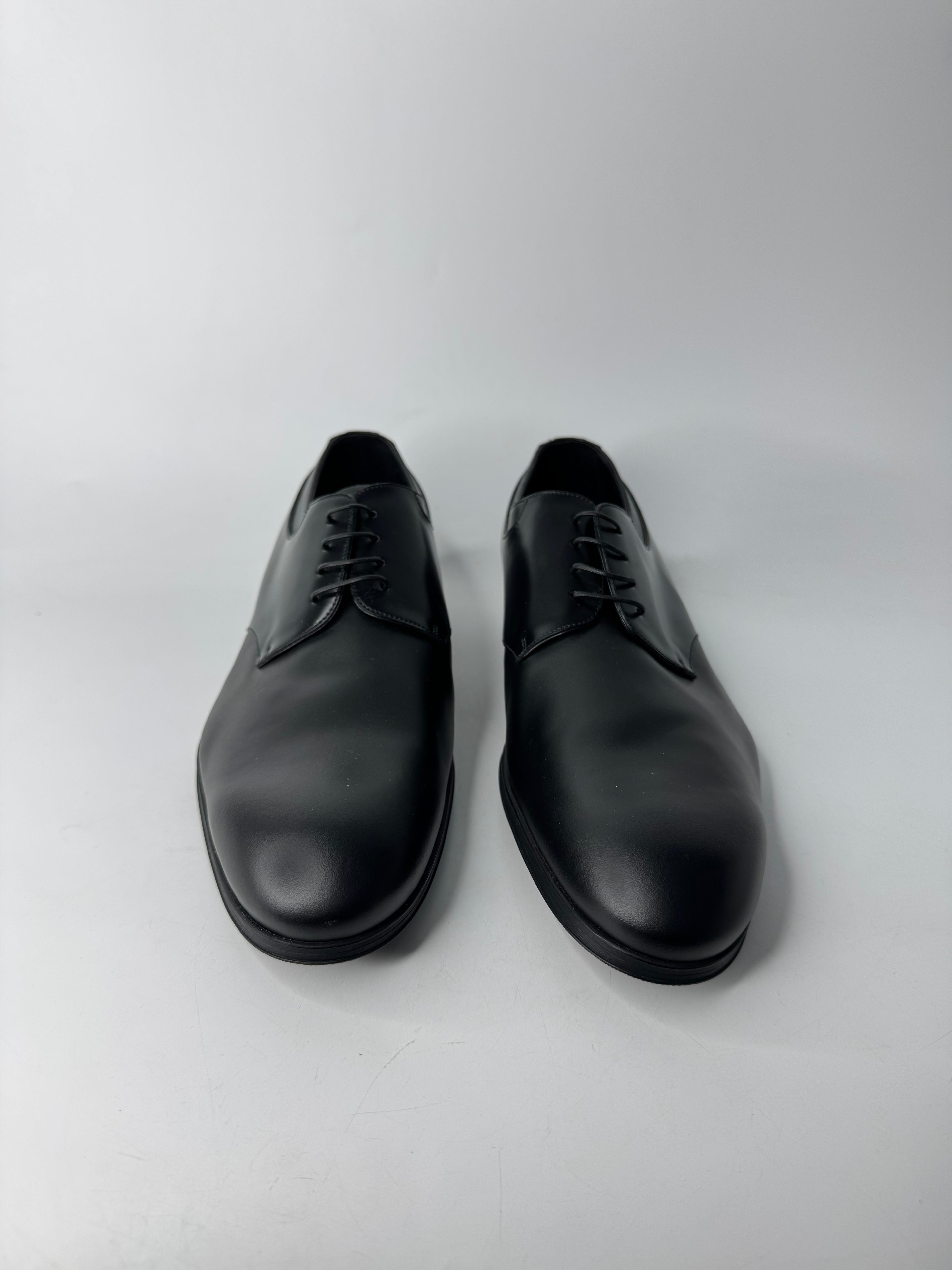 LOUIS VUITTON CLASSIC SHOES