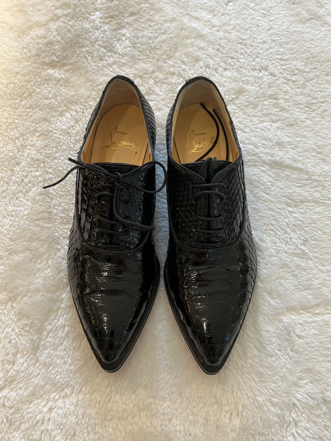 CHRISTIAN LOUBOTIN SHOE