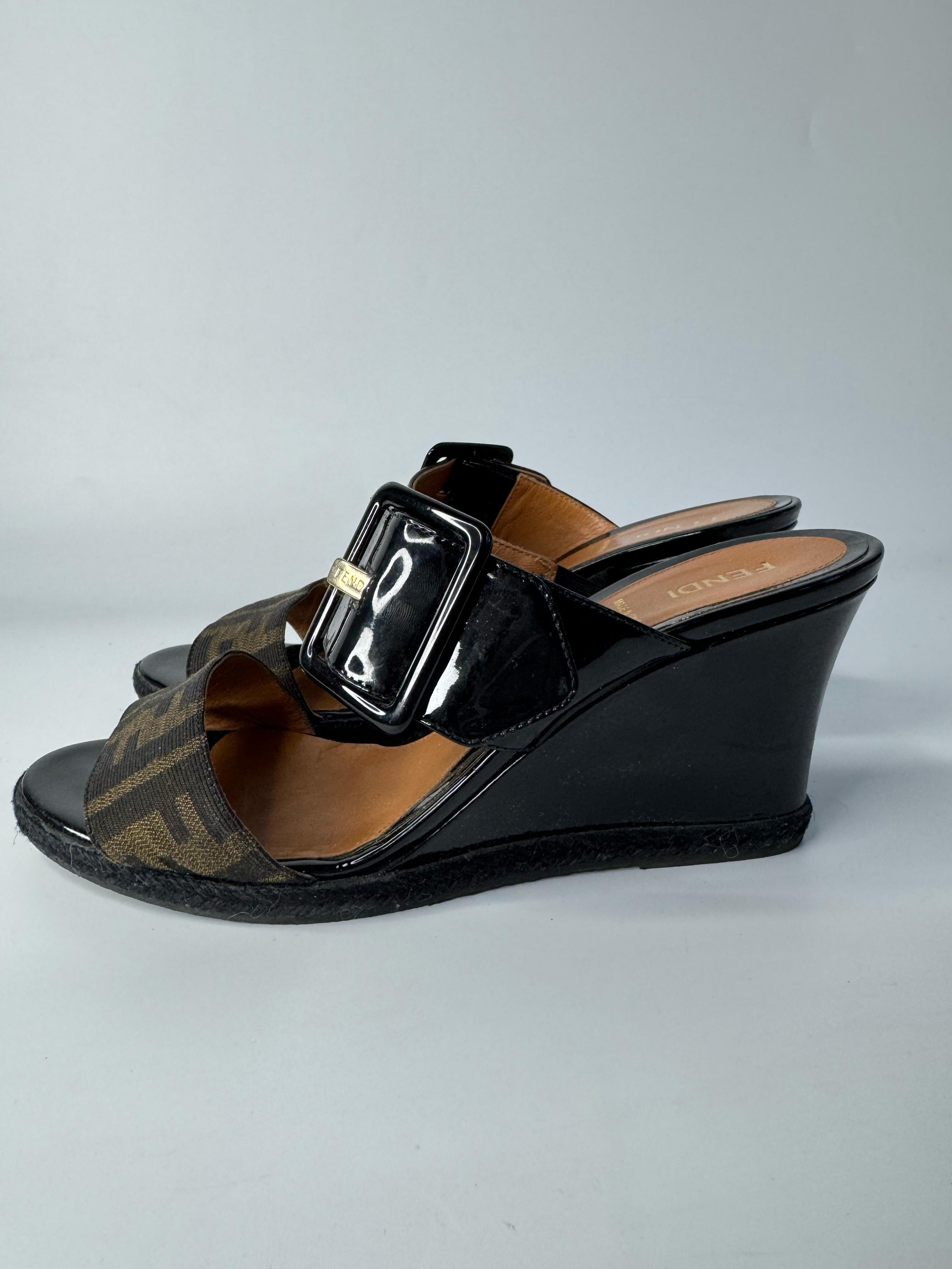 FENDI ZUCCA CANVAS AND PATENT LEATHER SLIPPER
