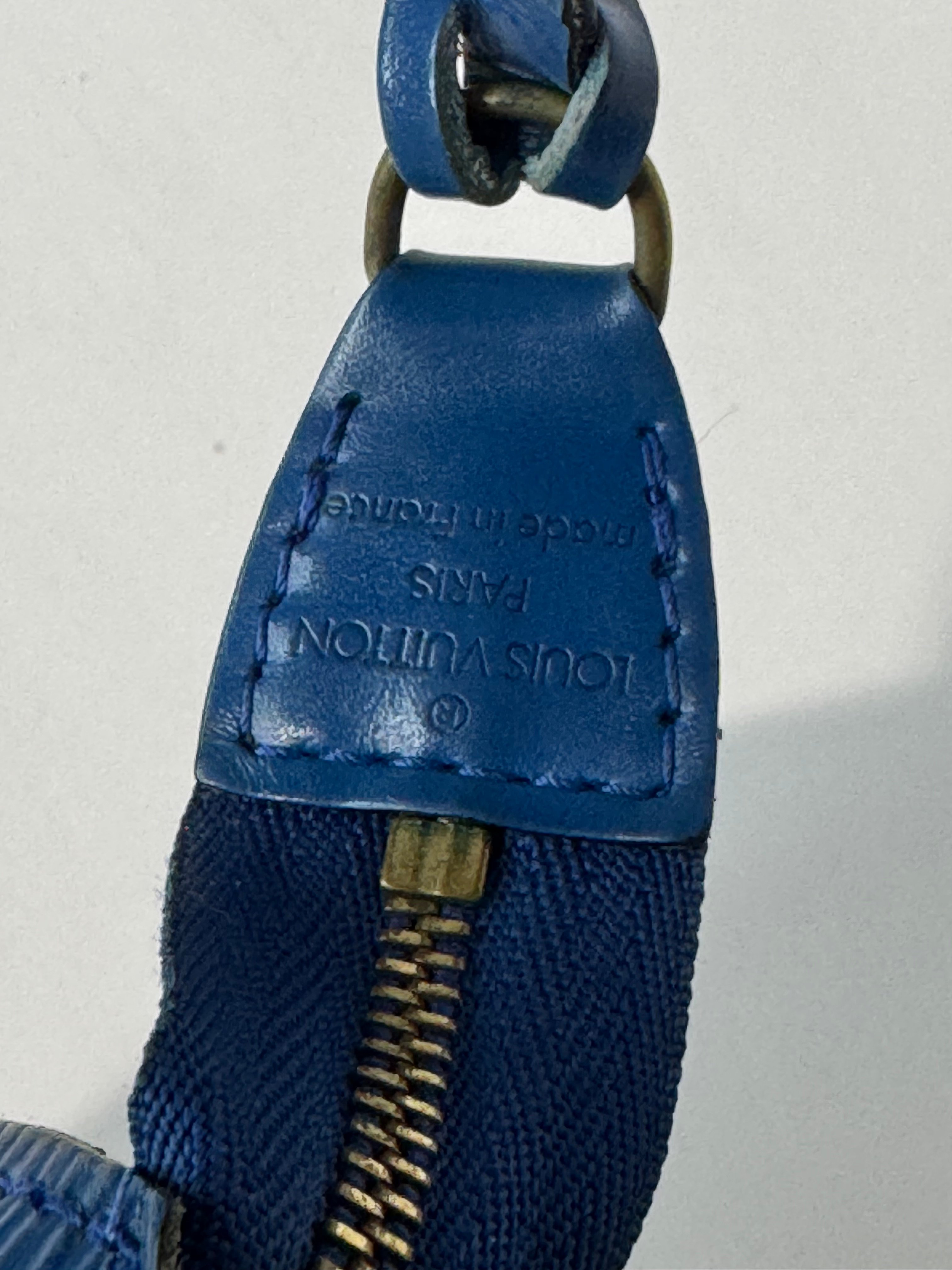 LOUIS VUITTON BLUE EPI SMALL BAG