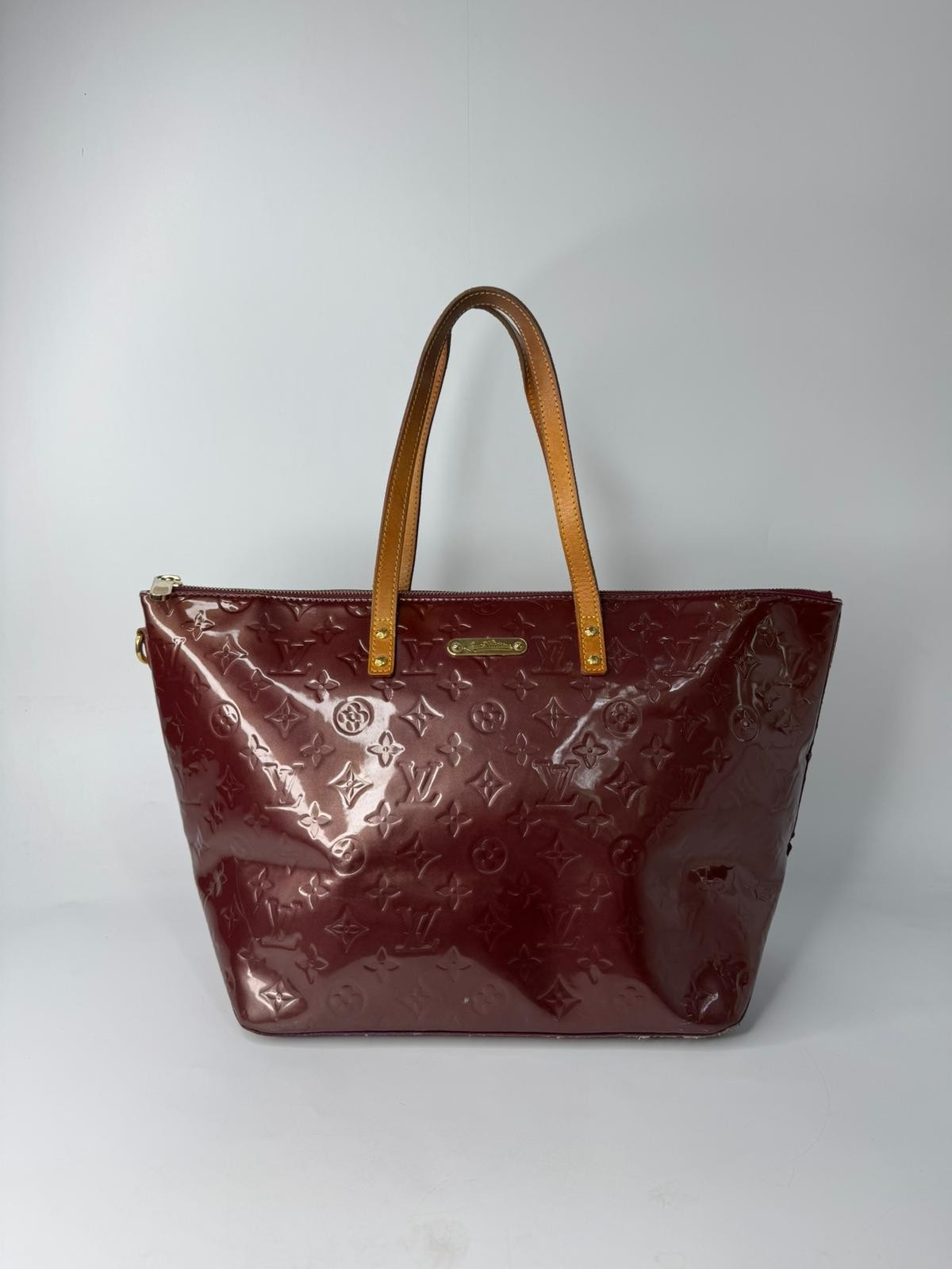 LOUIS VUITTON VERNIS BELLEVUE 