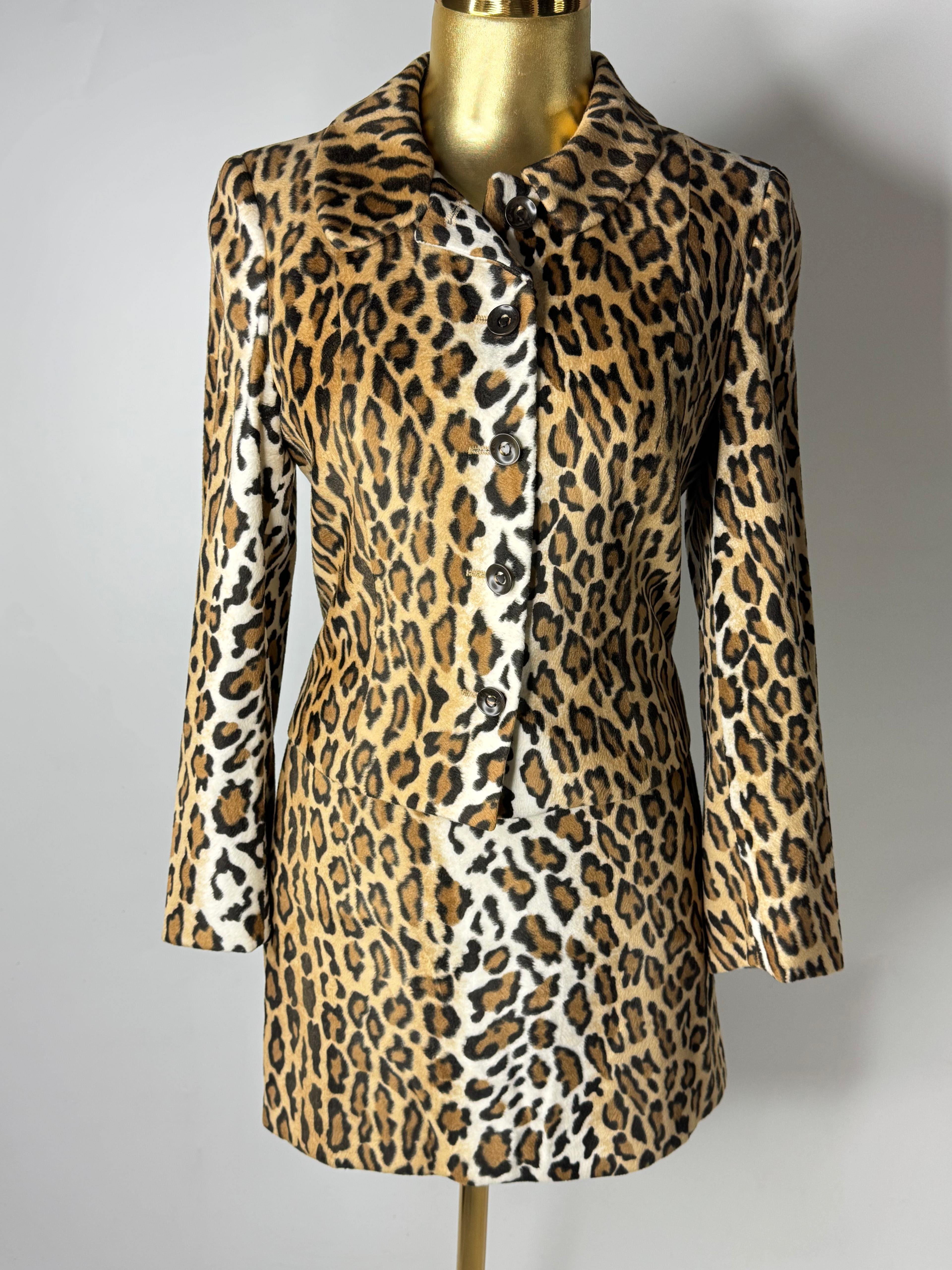 MOSCHINO