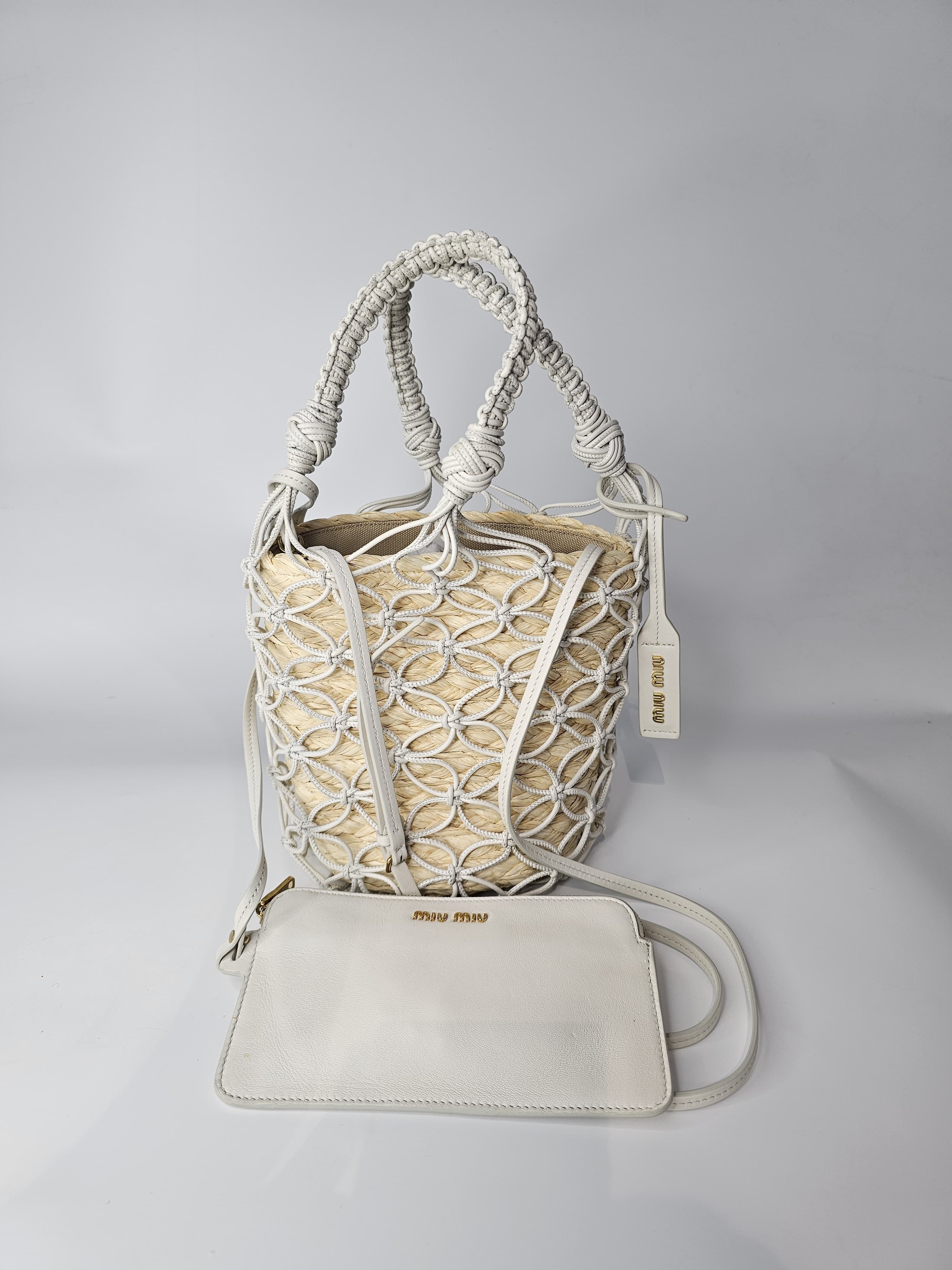 MIU MIU STRAW BAG