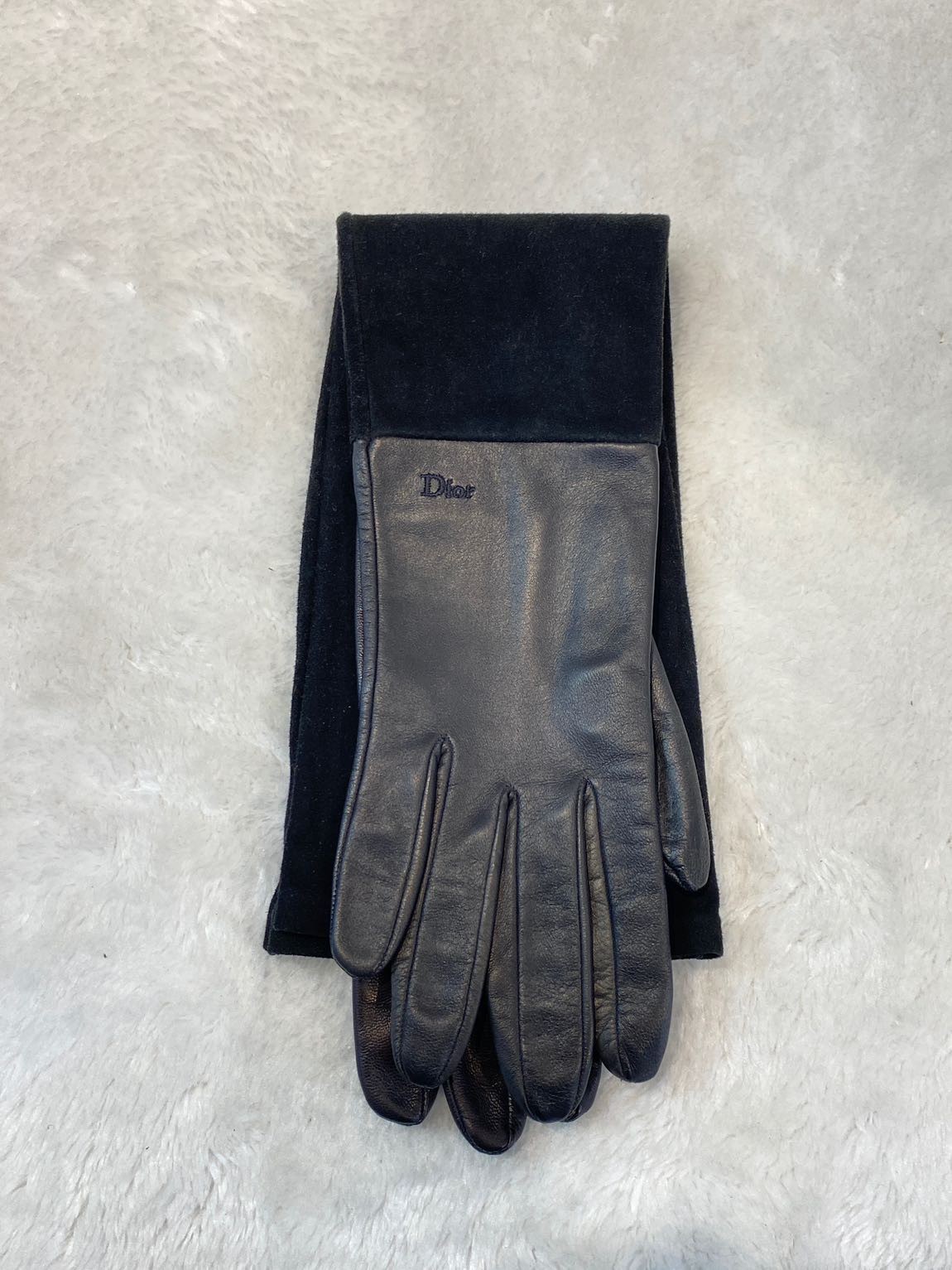 CHRISTIAN DIOR GLOVES