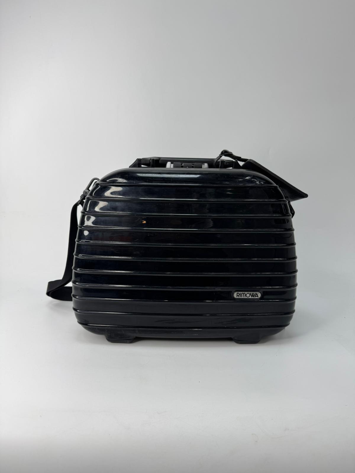 RIMOVA MAKE UP 