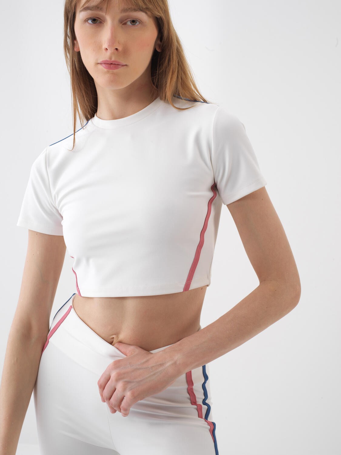 BEYAZ SLIM FIT CROP