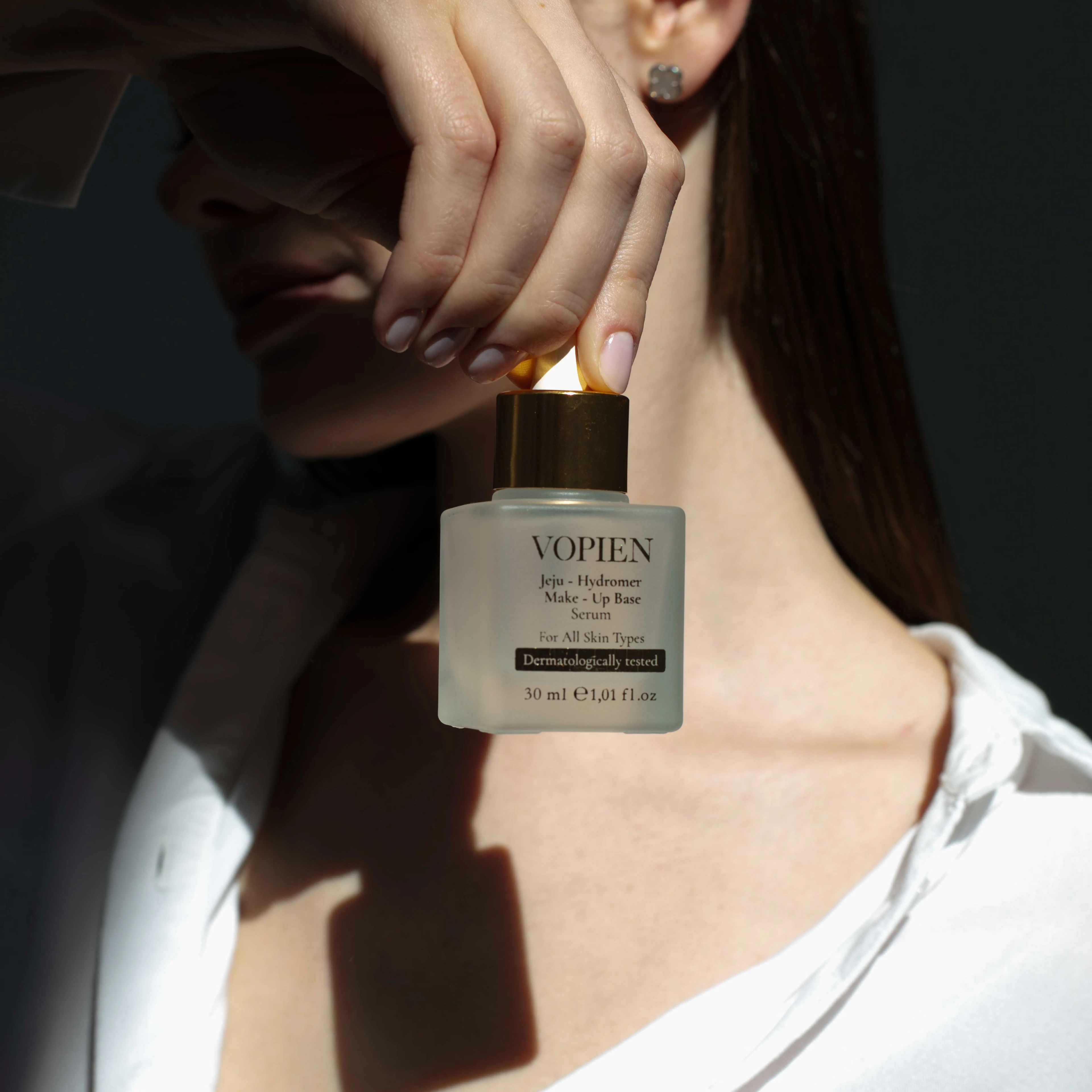 JEJU – HYDROMER MAKE UP BASE SERUM – Saf Canlandırıcı Makyaj Altı Baz Serum