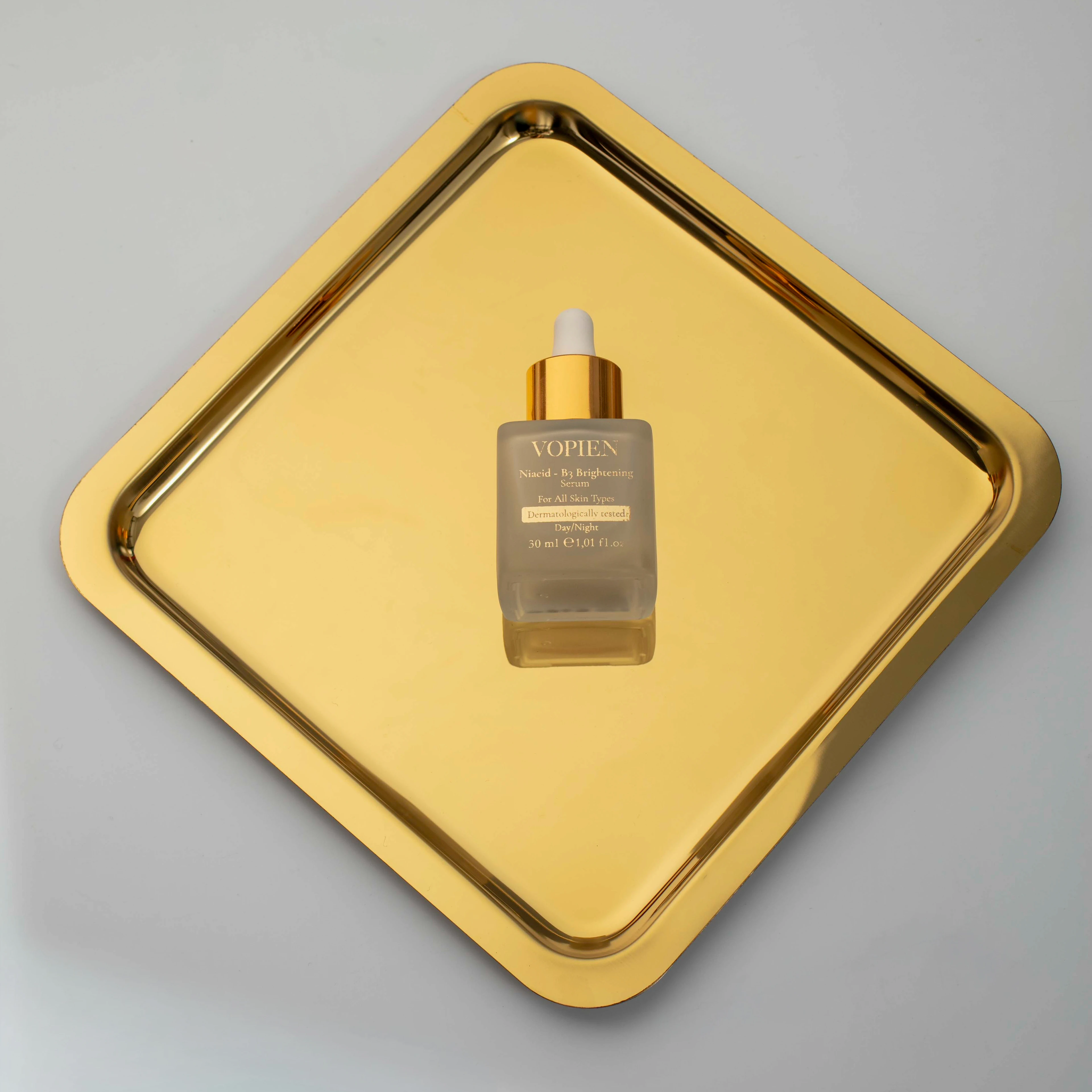 NIACID – B3 BRIGHTENING SERUM – Leke Karşıtı Aydınlatıcı Serum