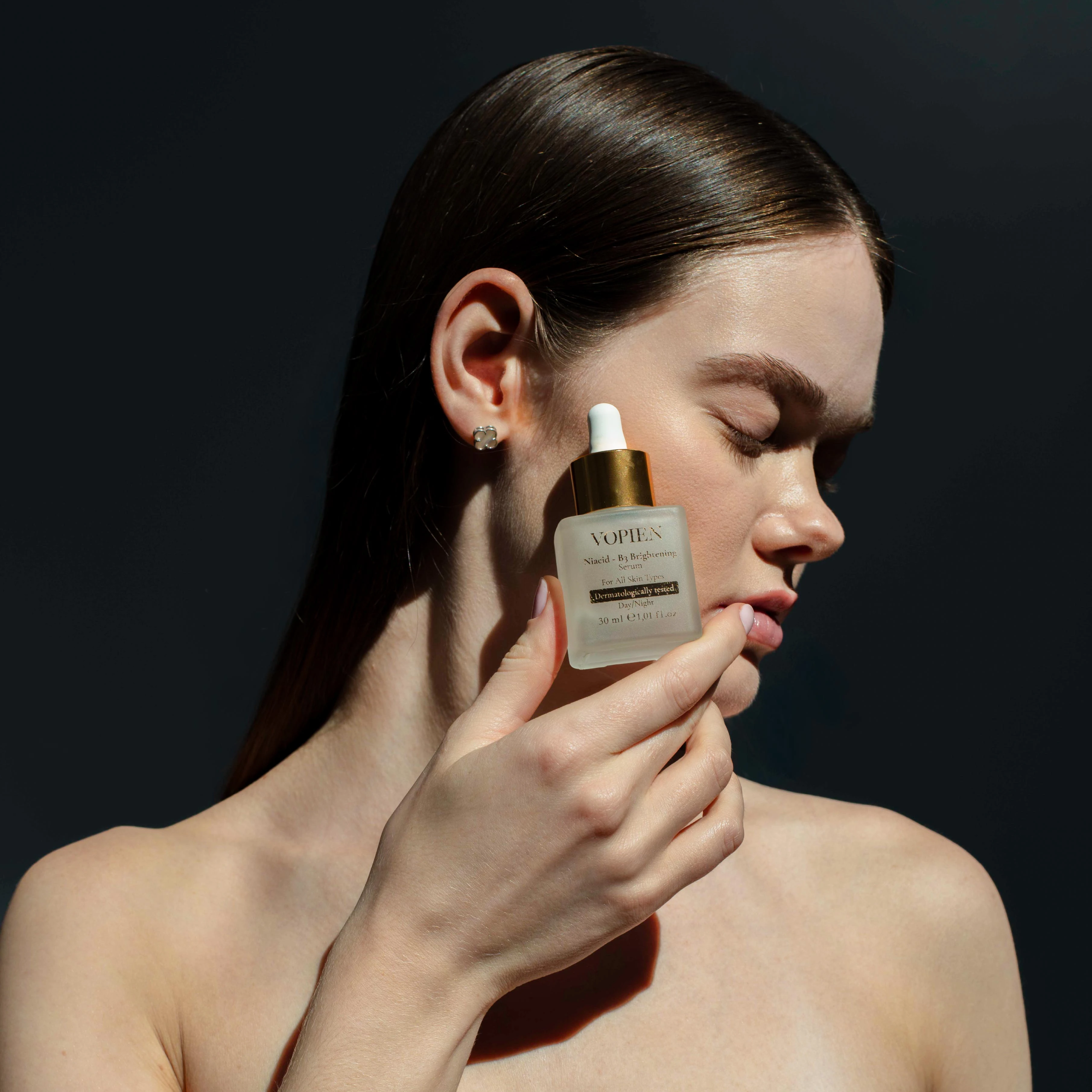 NIACID – B3 BRIGHTENING SERUM – Leke Karşıtı Aydınlatıcı Serum