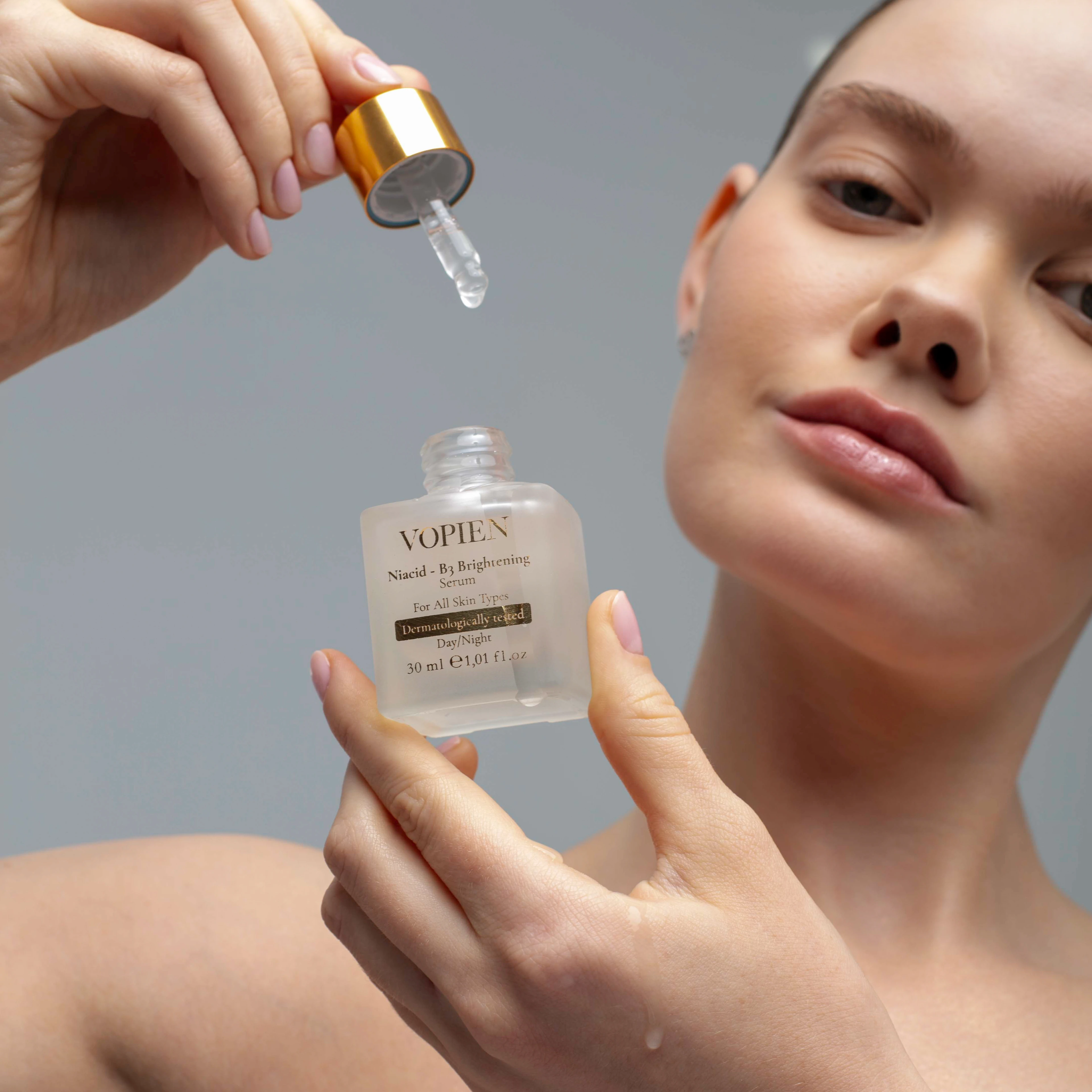 NIACID – B3 BRIGHTENING SERUM – Leke Karşıtı Aydınlatıcı Serum