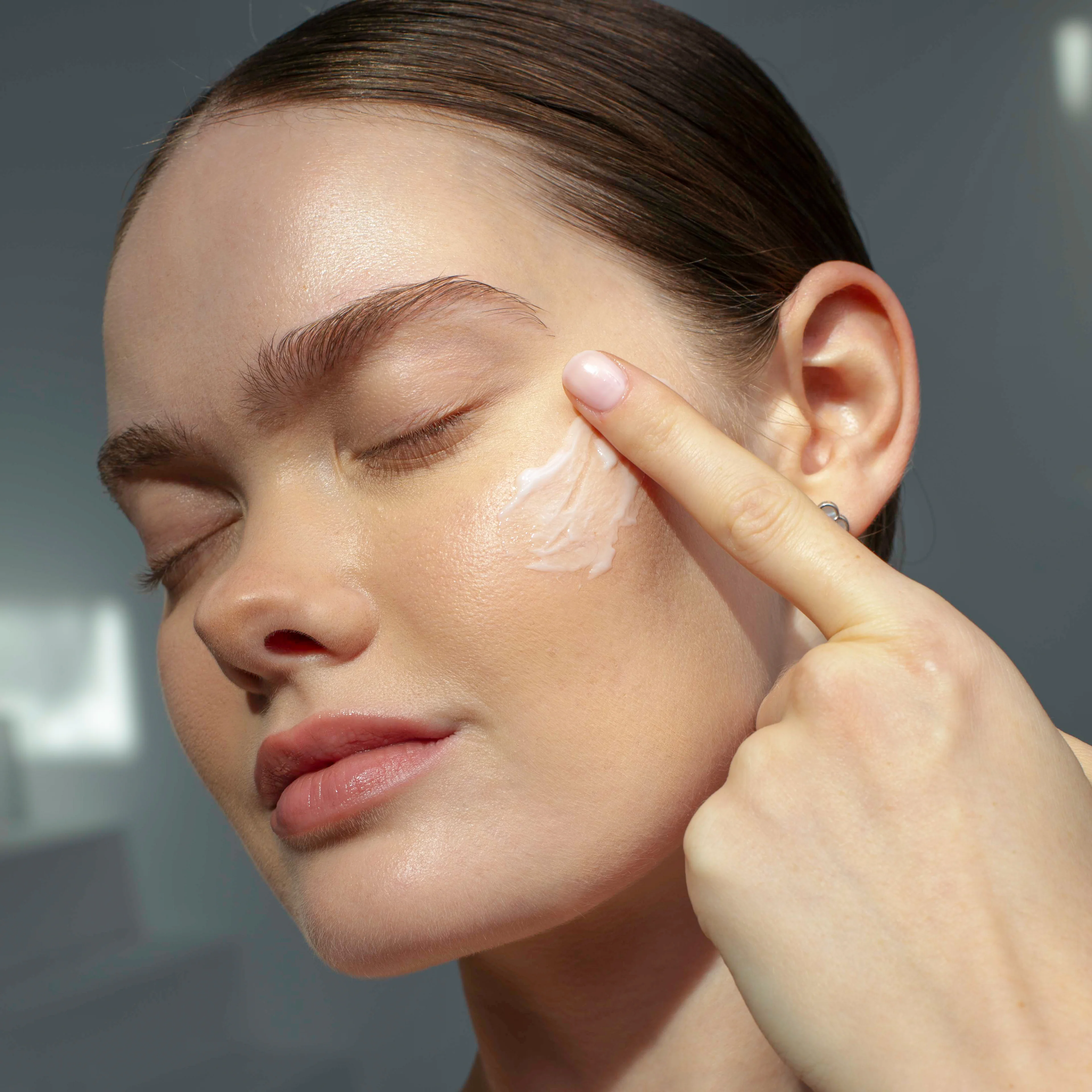 HYALUID REVITALIZING CREAM – 24 Saat Etkili Yenileyici Ve Canlandırıcı Bakım Kremi