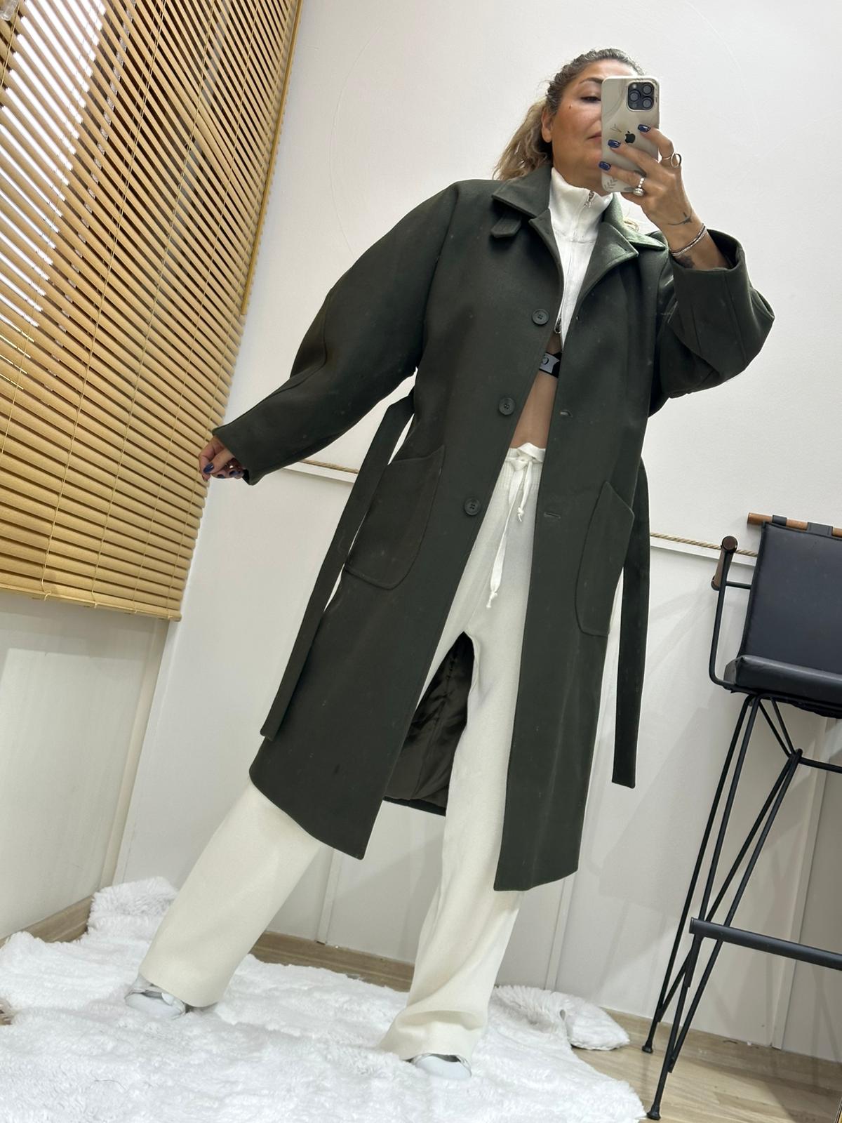 MASSİMO KAŞE KABAN