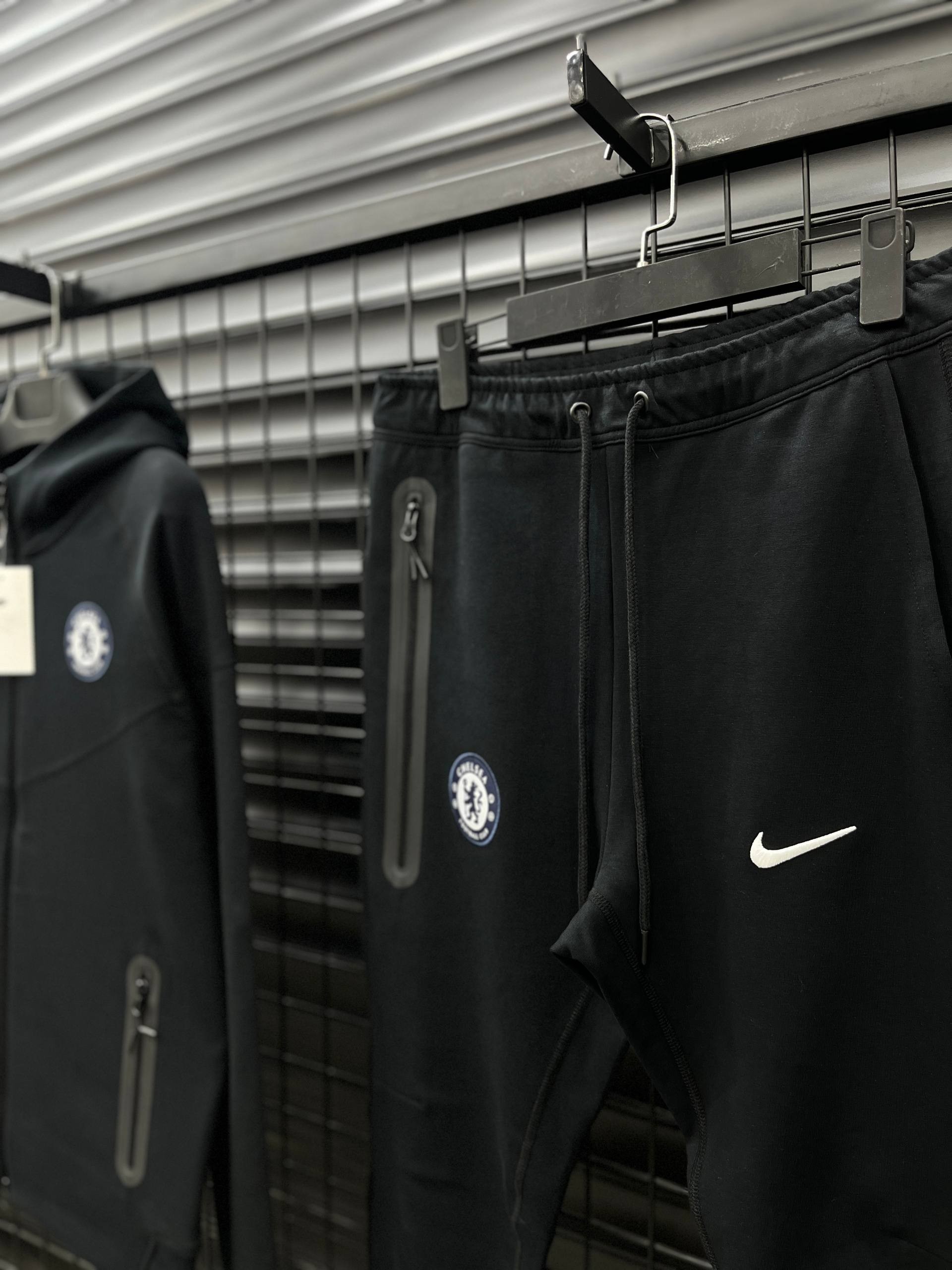 Nike Tech Fleece x Chelsea 