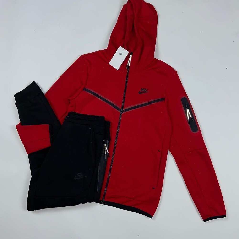 Nike Tech Fleece Takım - Kırmızı