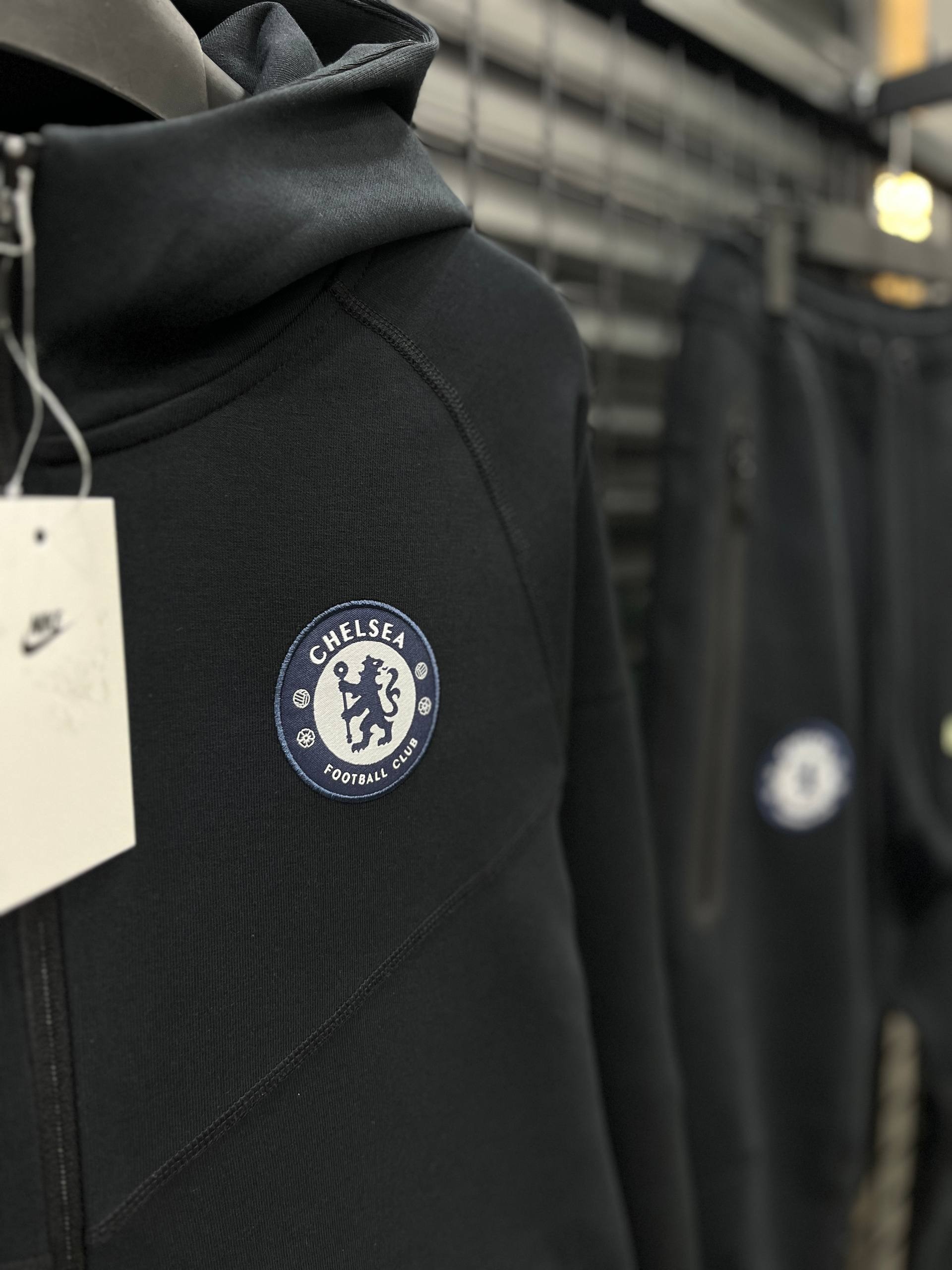 Nike Tech Fleece x Chelsea 