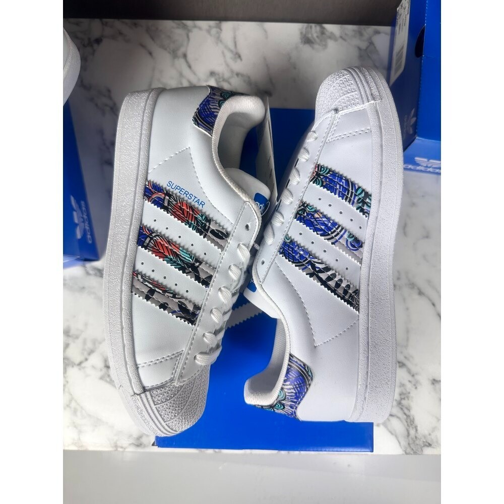 Adidas Superstar Vector