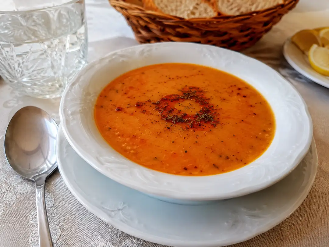 lokanta usulü ezogelin çorbası