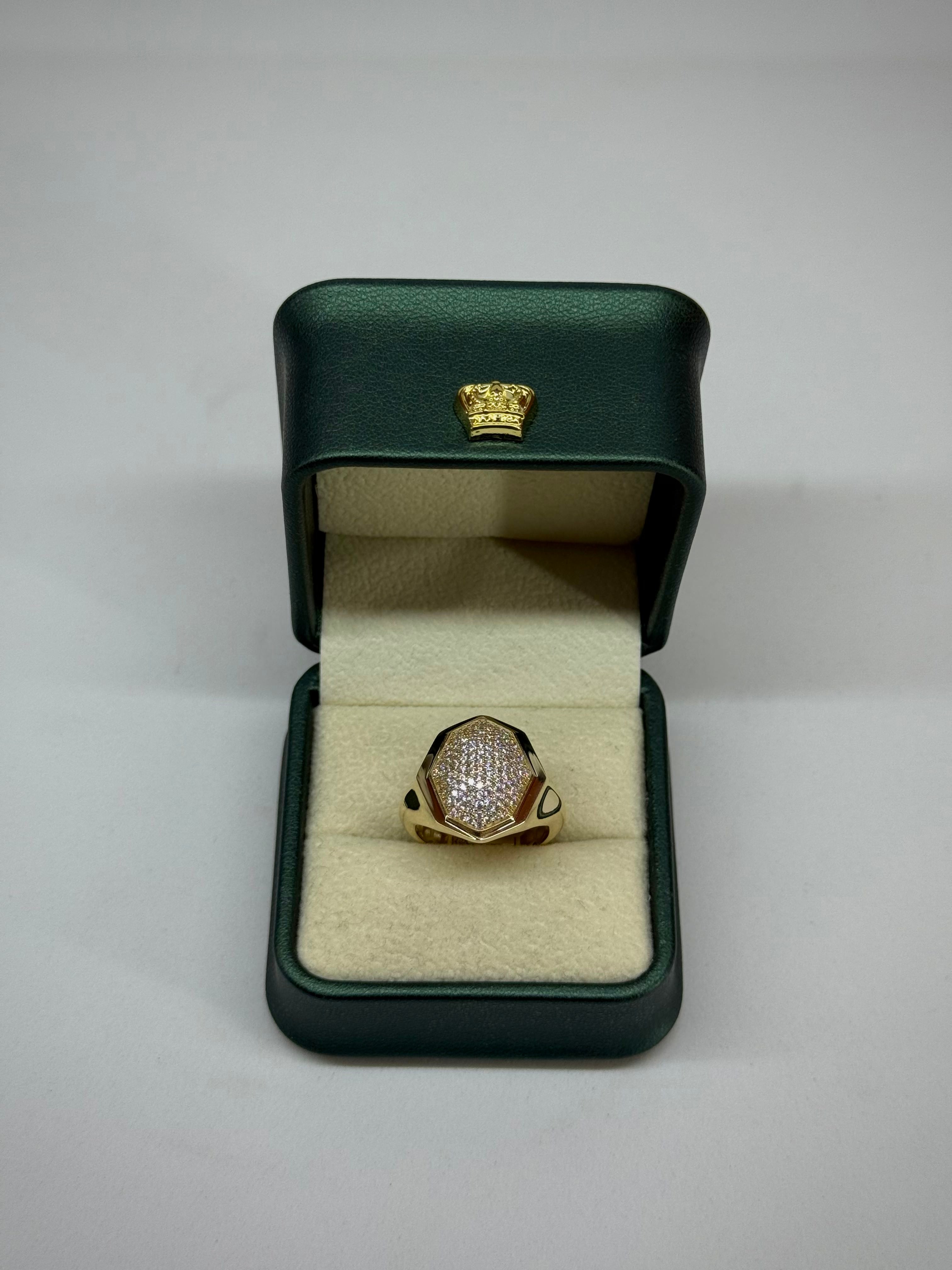 14 K Pave Taşlı Oktagon Altın Yüzük