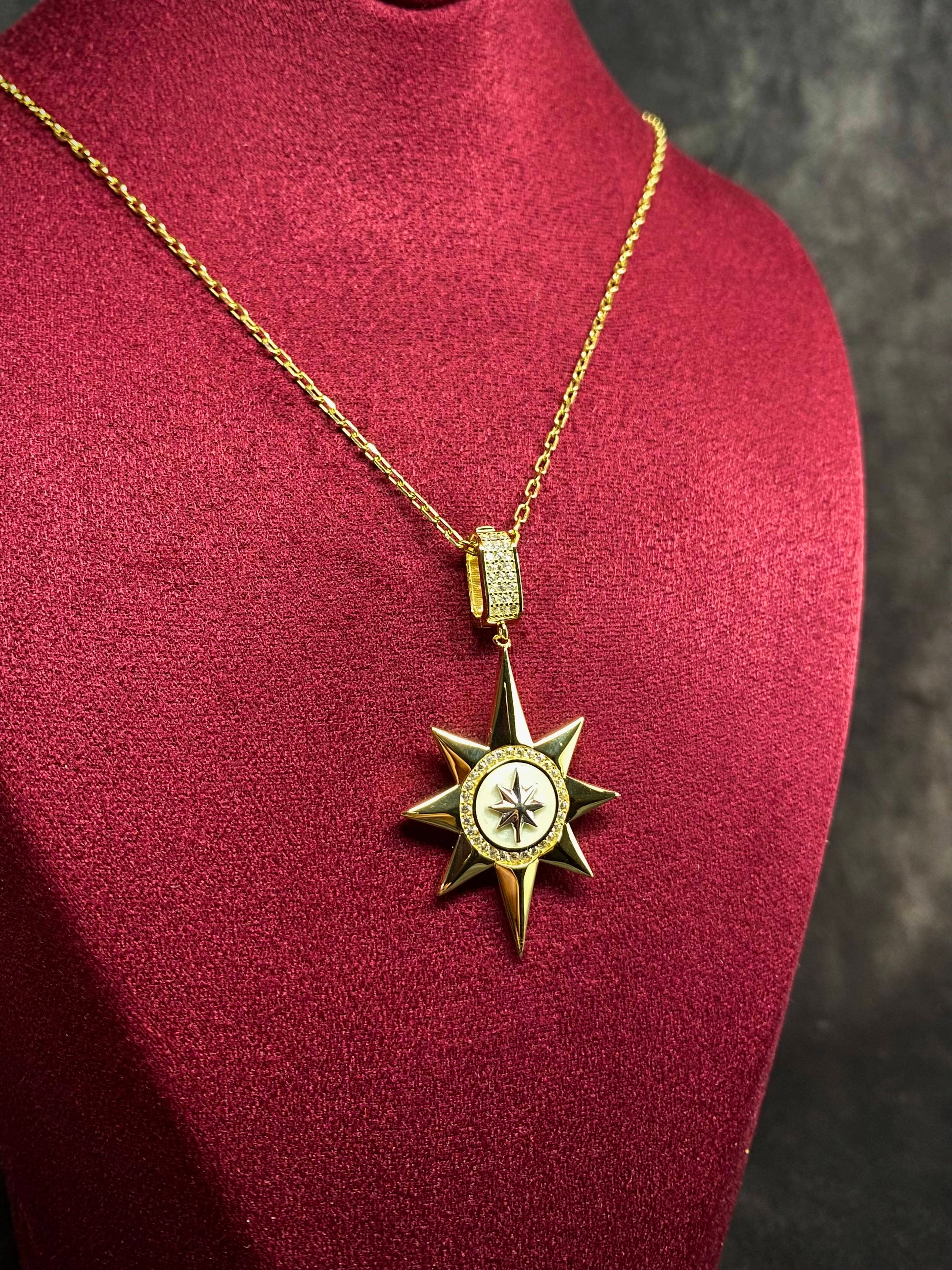 14 K Taşlı Beyaz Mineli Kuzey Yıldızı Altın Kolye