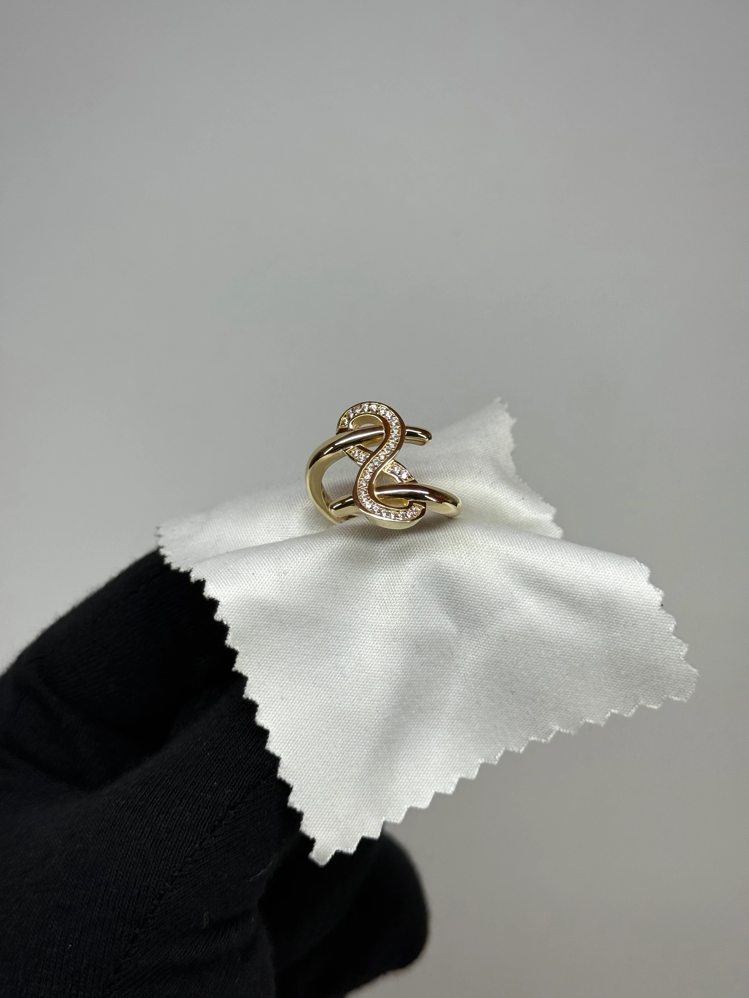 14  K Taşlı Sonsuzluk Sarmal Altın Yüzük