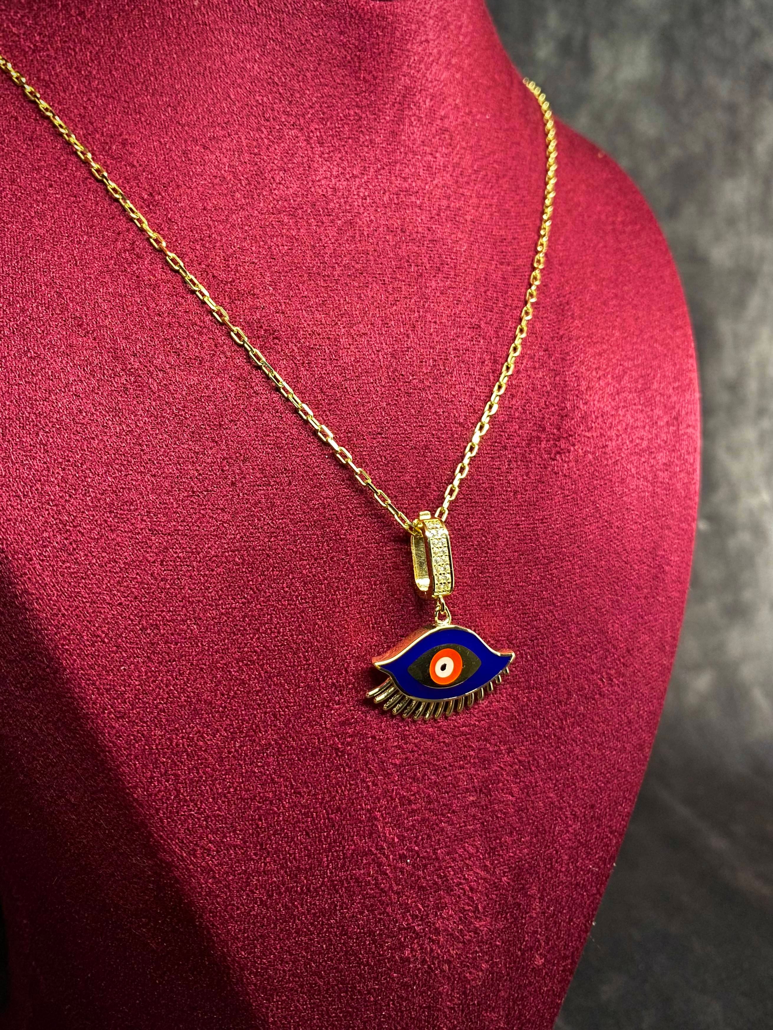 14 K Mineli Göz Altın Kolye