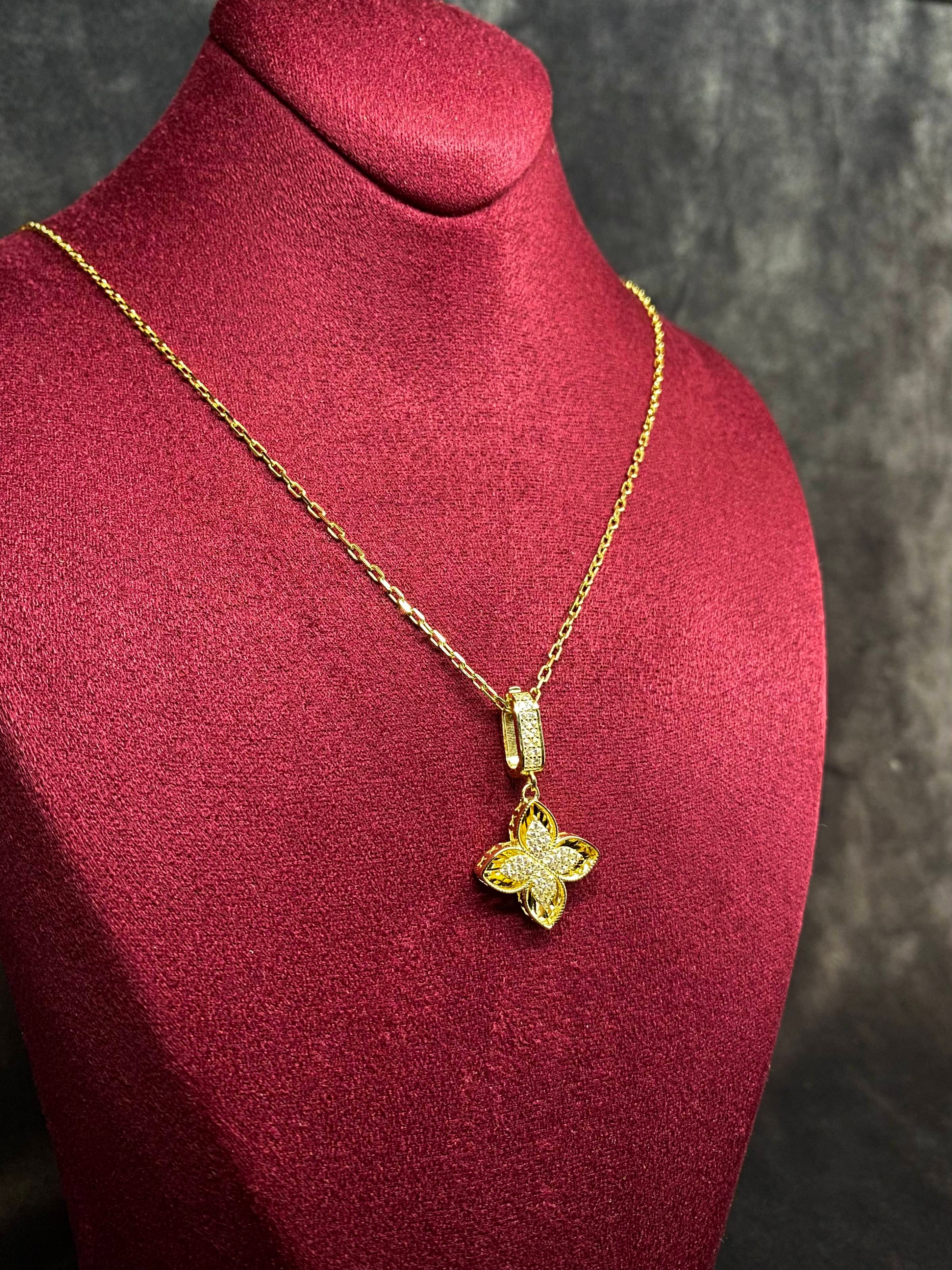 14 K Çift Taraflı Yonca Altın Kolye