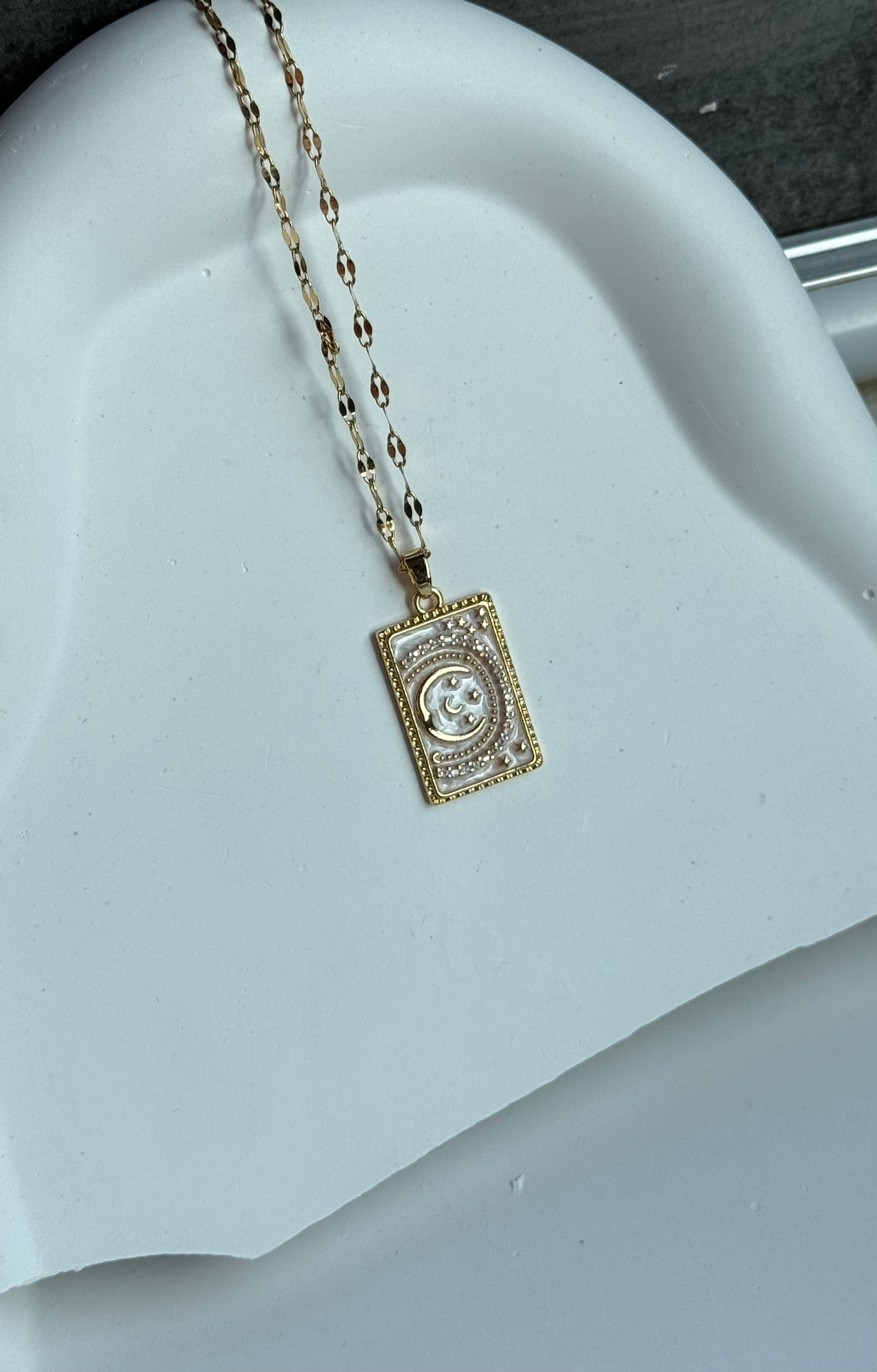 Gold Detay Mineli Kolye