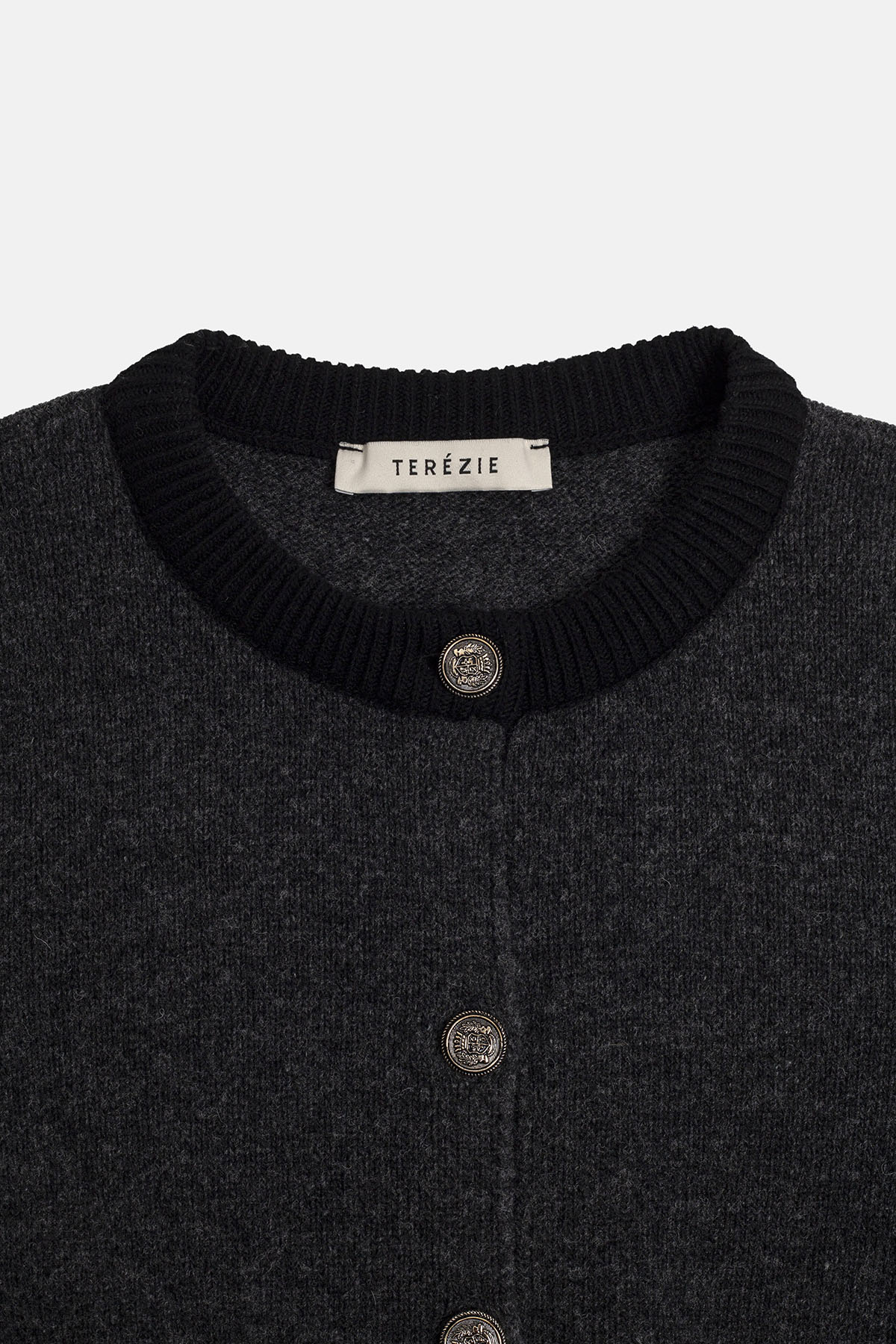 CEP DETAYLI YÜN TRIKO HIRKA