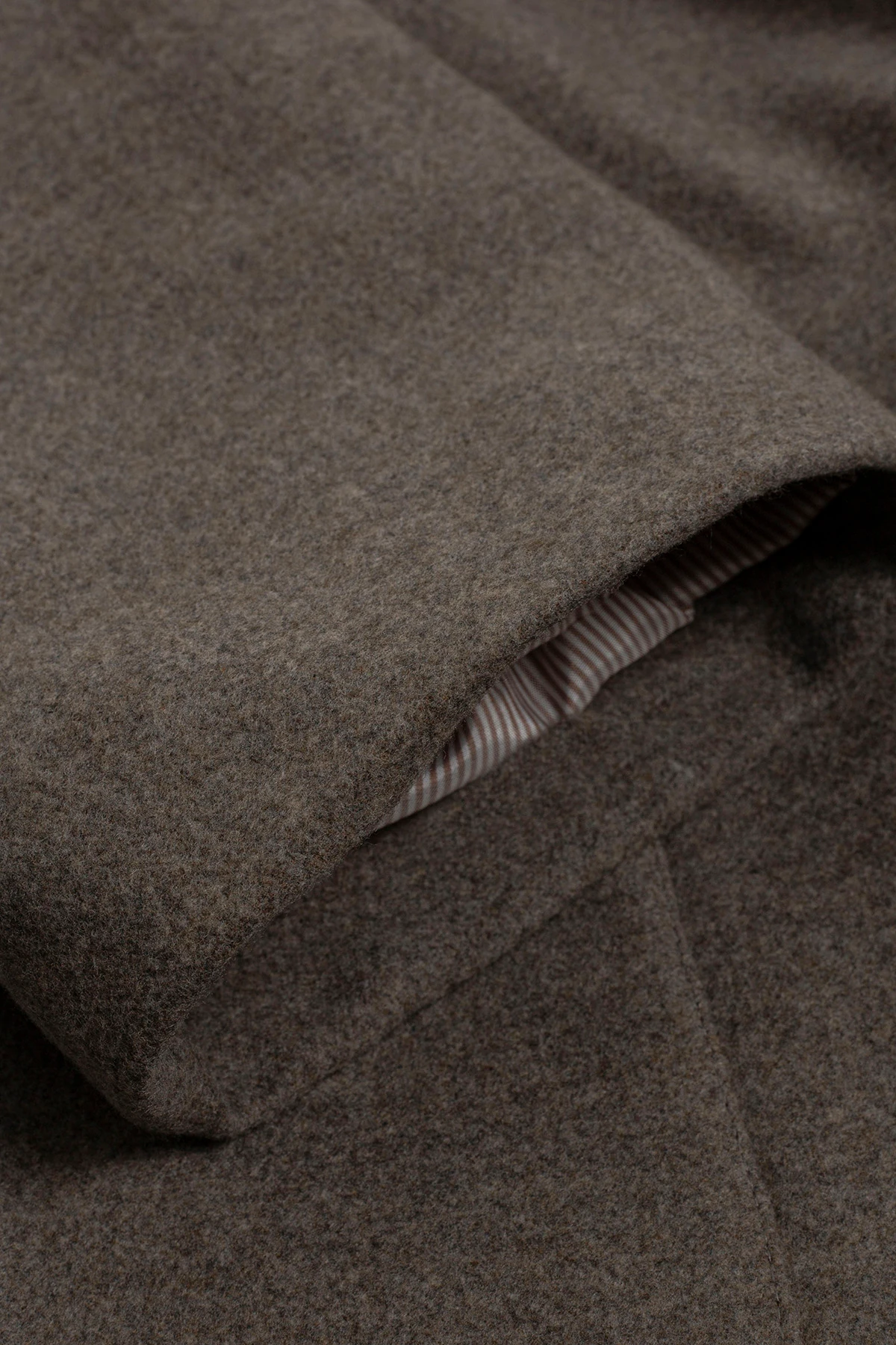 YÜN KARIŞIMLI OVERSIZE KISA KABAN - VİZON