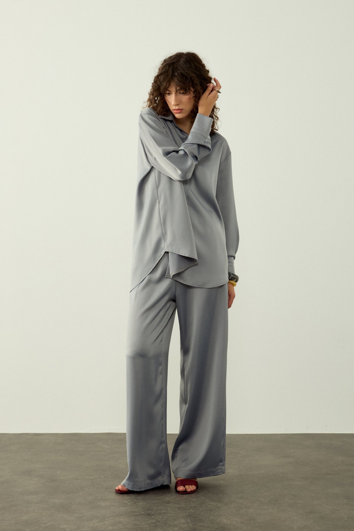 HANNAH SATEN PANTOLON - GRİ