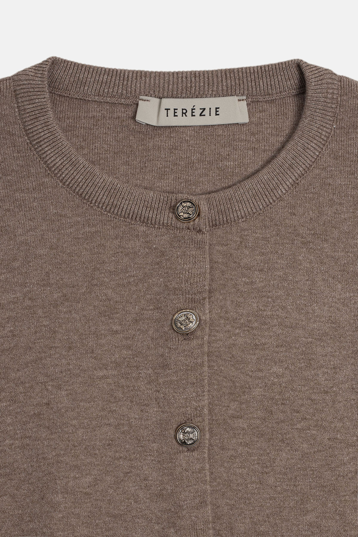 YUMUŞAK DOKULU TRİKO HIRKA