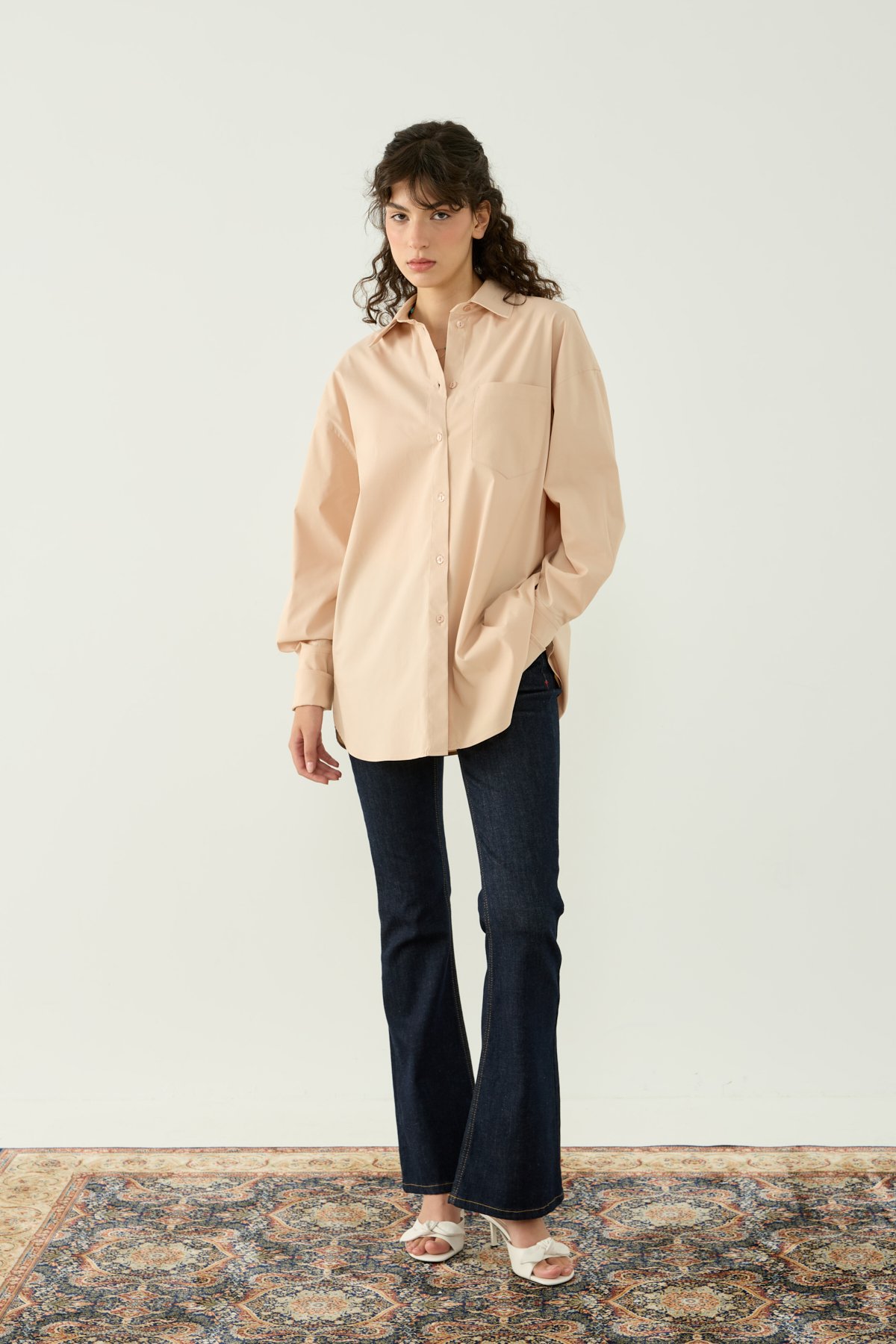 CEPLİ OVERSIZE GÖMLEK - BEJ