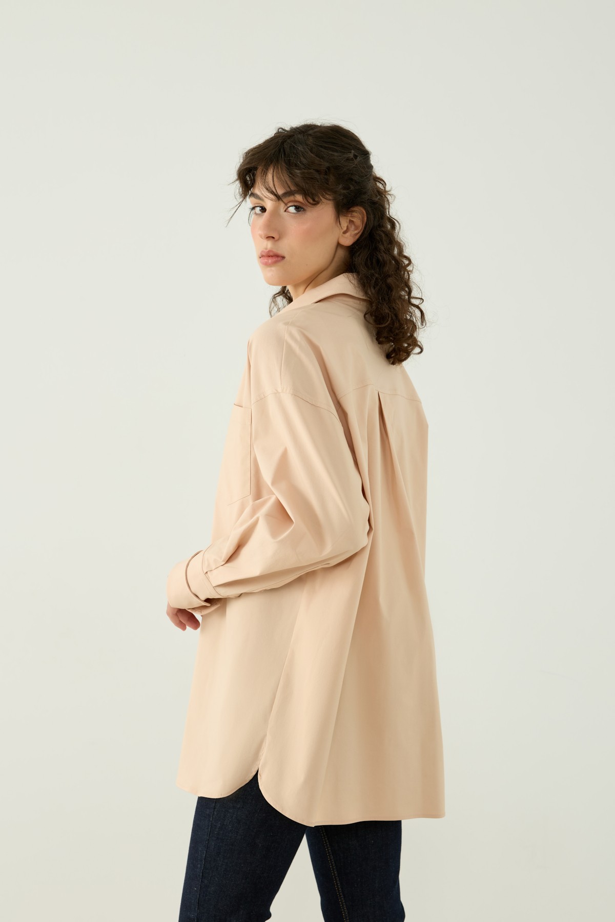 CEPLİ OVERSIZE GÖMLEK - BEJ