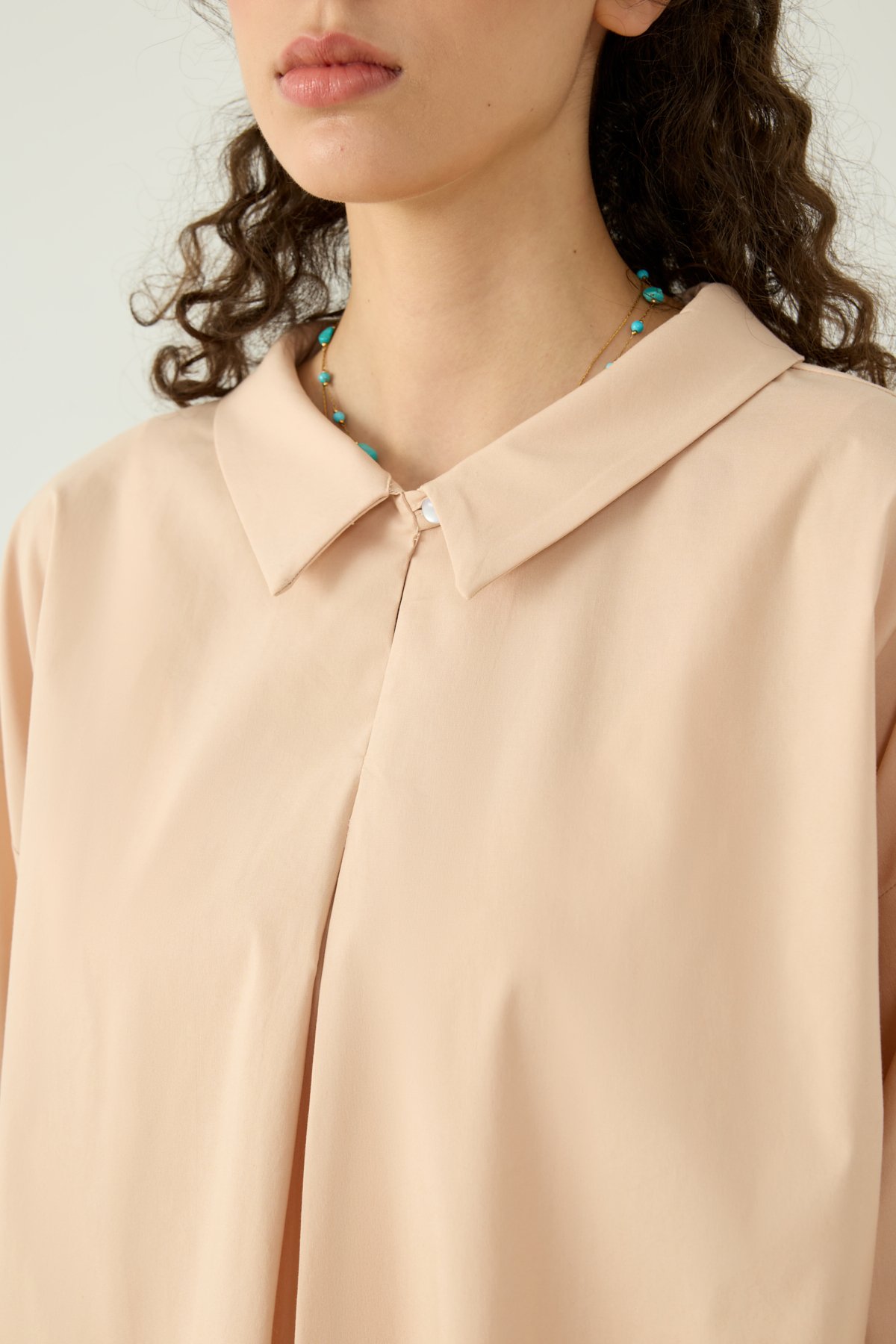 PİLE DETAYLI OVERSIZE GÖMLEK - BEJ