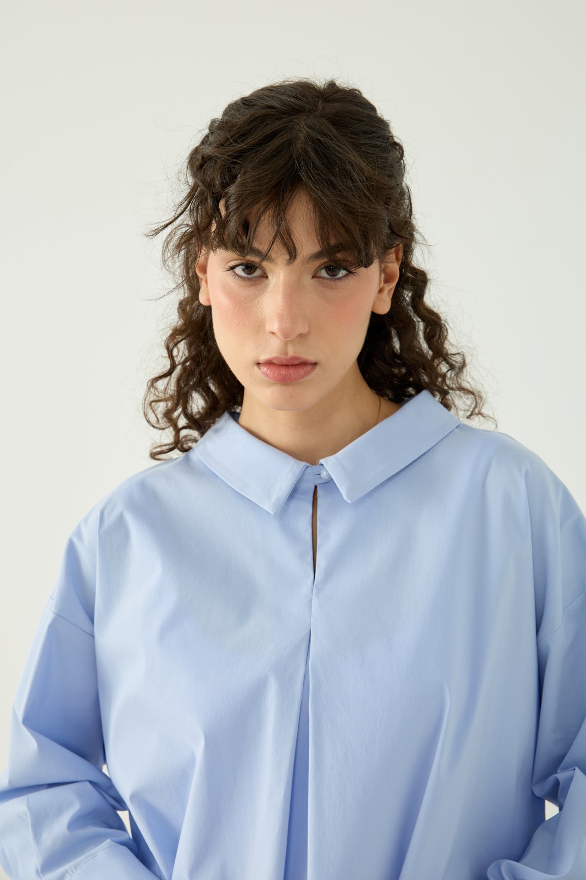 PİLE DETAYLI OVERSIZE GÖMLEK