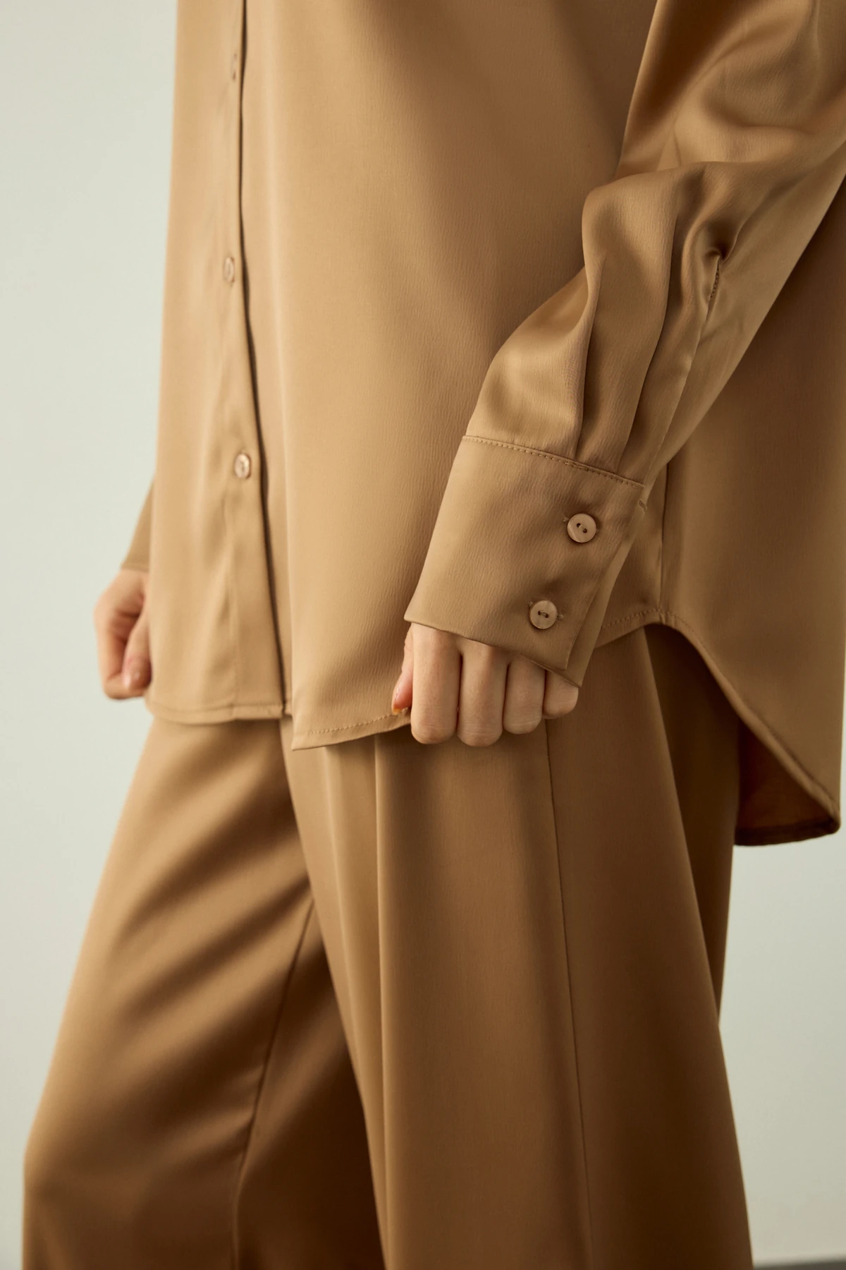 HANNAH SATEN GÖMLEK