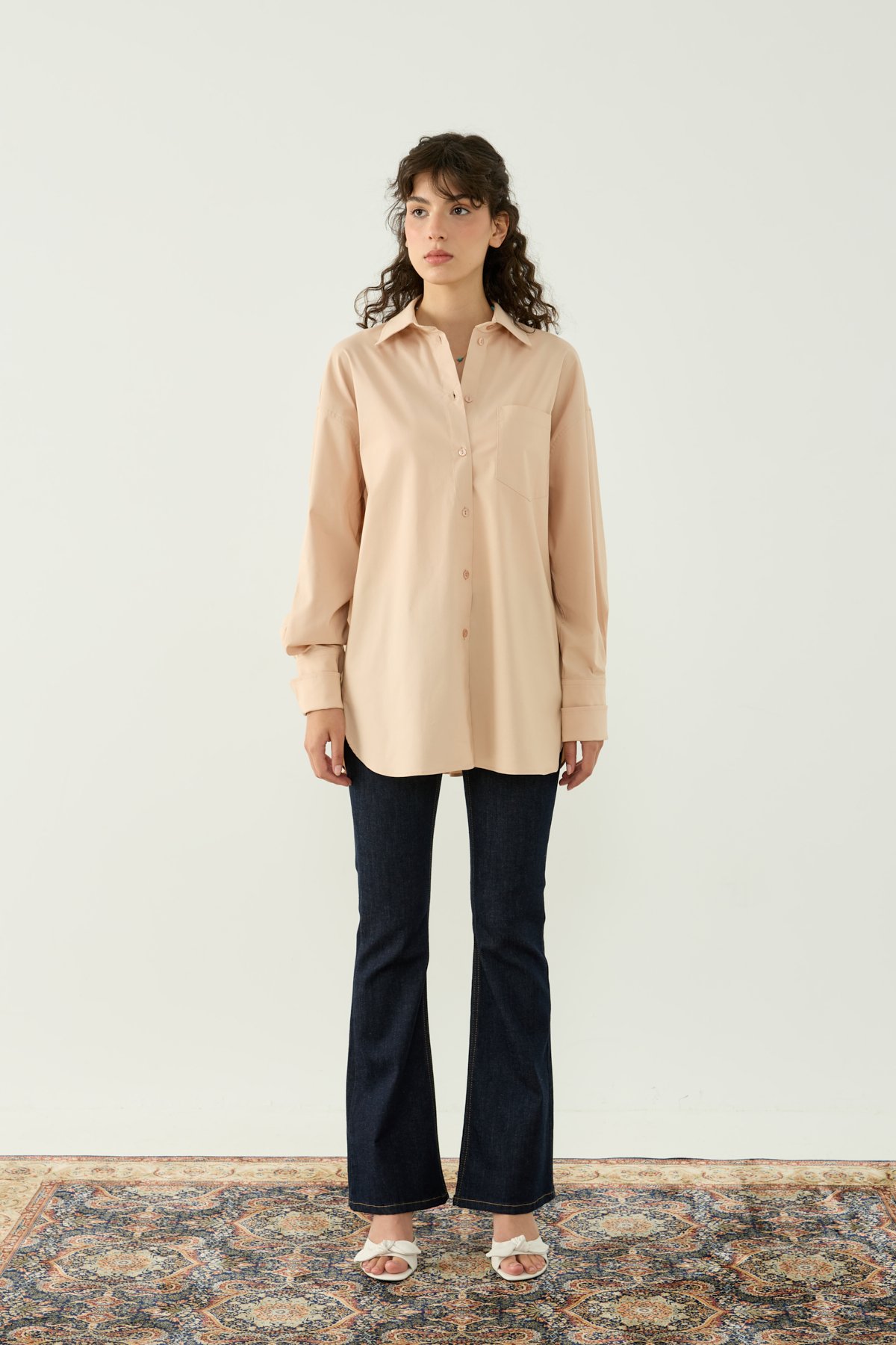 CEPLİ OVERSIZE GÖMLEK - BEJ