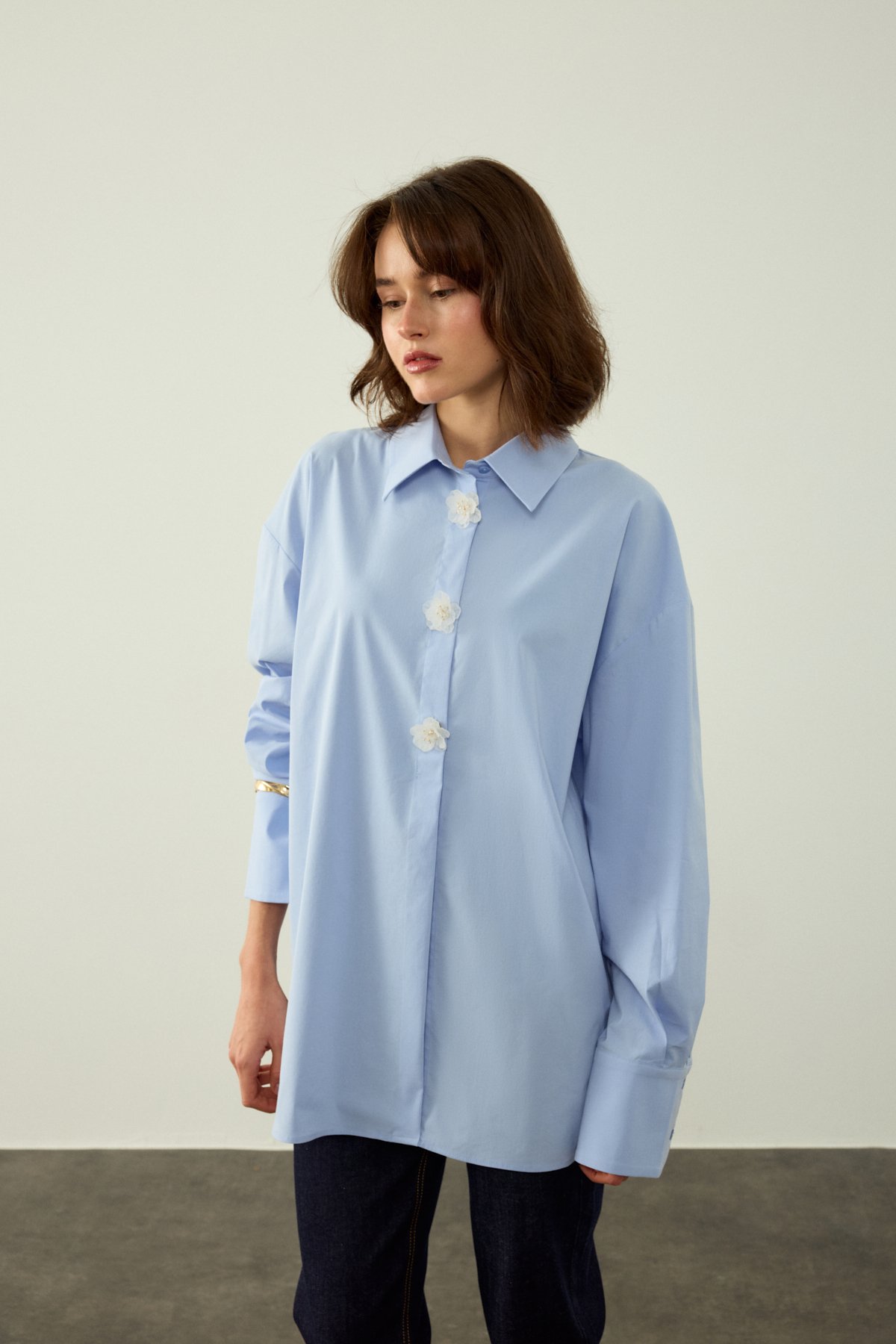DÜĞME DETAYLI OVERSIZE GÖMLEK
