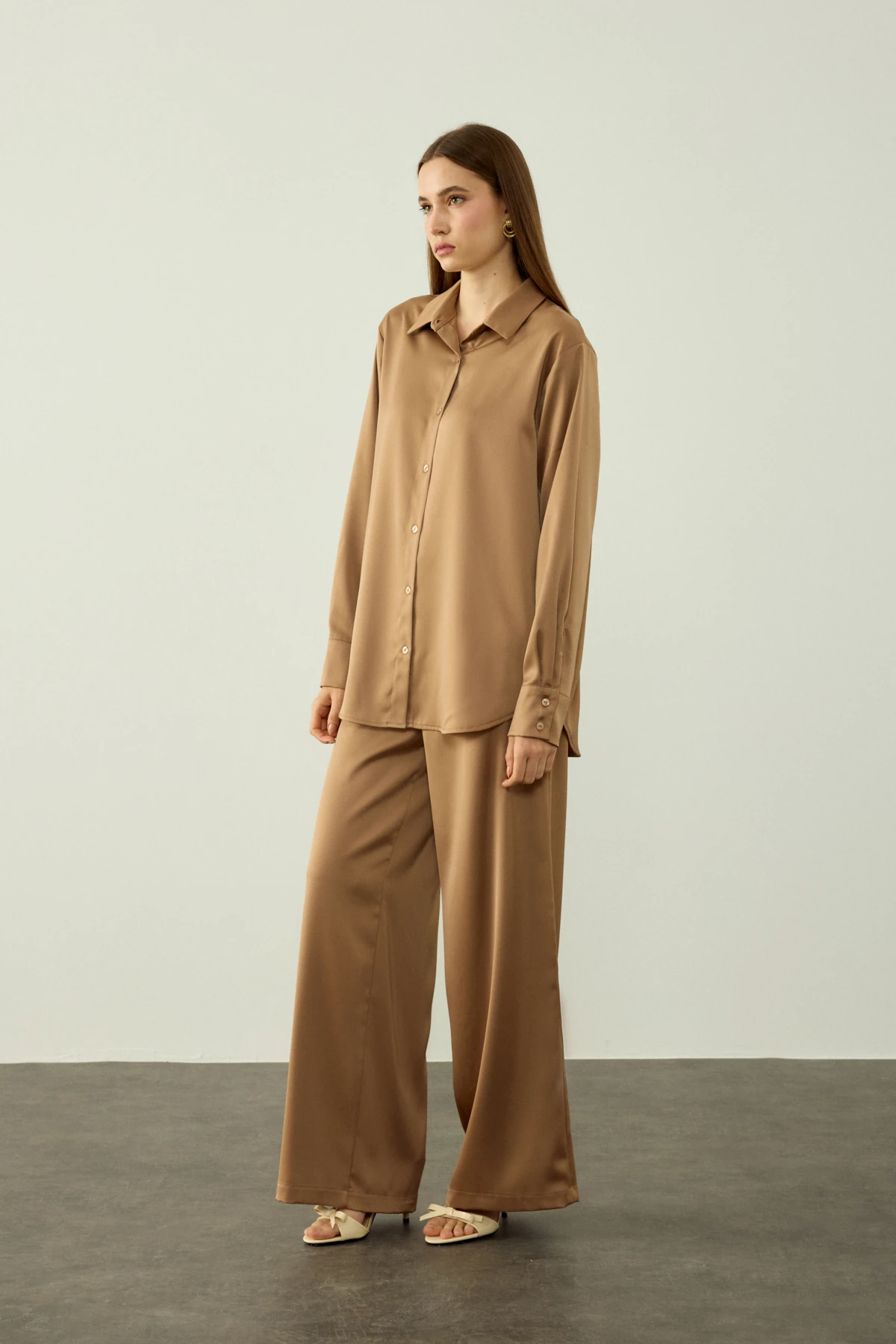 HANNAH SATEN GÖMLEK