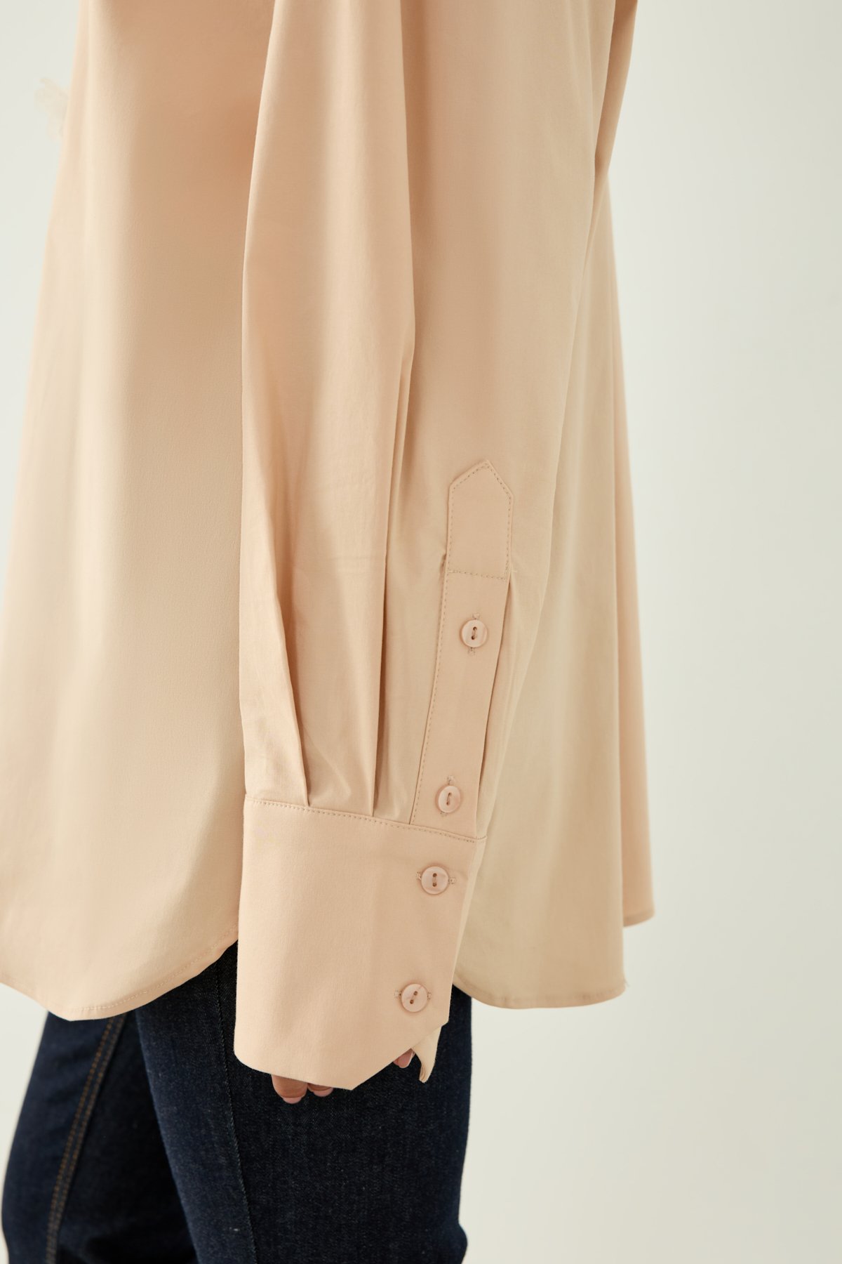 DÜĞME DETAYLI OVERSIZE GÖMLEK - BEJ