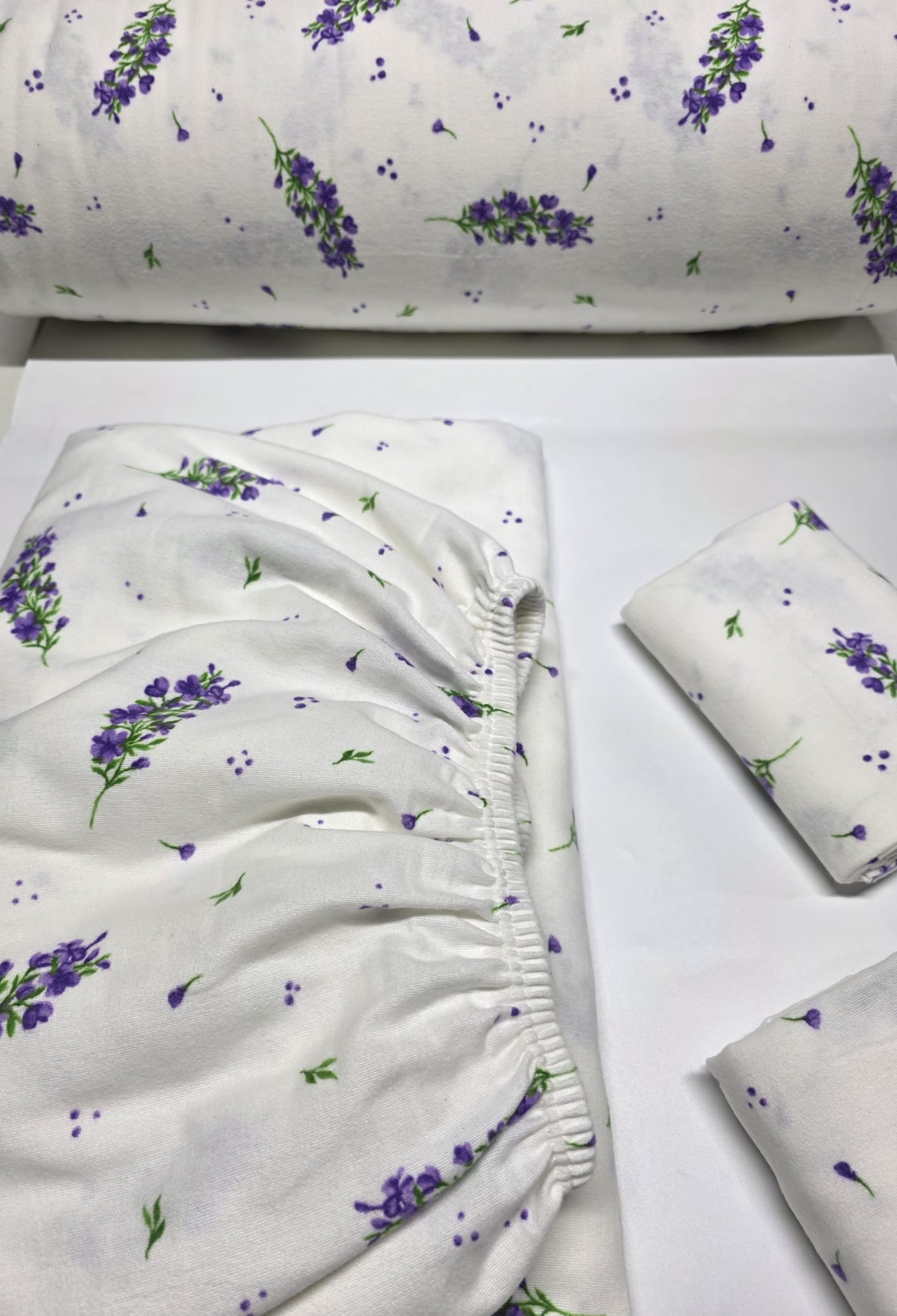 Nostaljik 90'lar Desenleri ile Yumuşak Dokunuş | Pınar Home Collection %100 Pamuk PAZEN Lastikli Çarşaf Seti | Çarşaf & Yastık Kılıfı