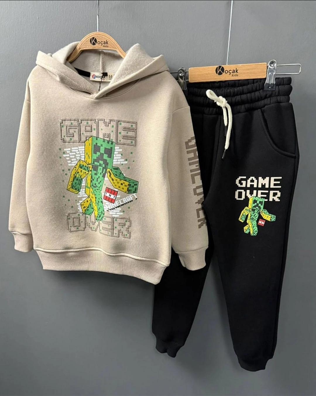 Game Over Şardonlu Kapüşonlu Takım