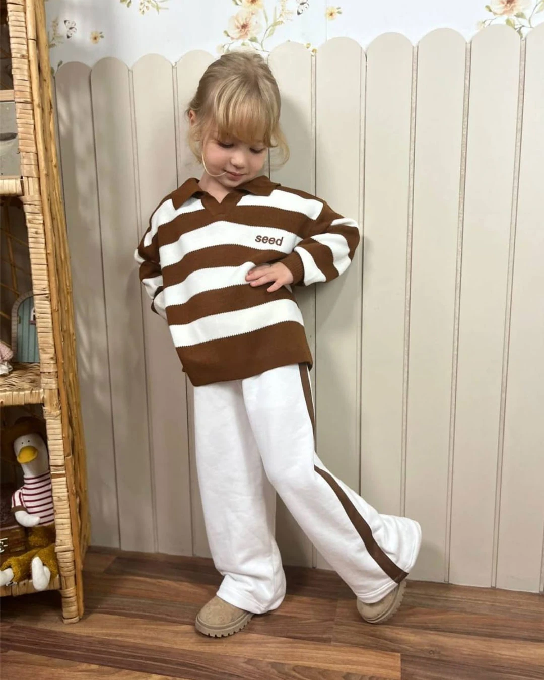 Kahverengi Çizgili Takım