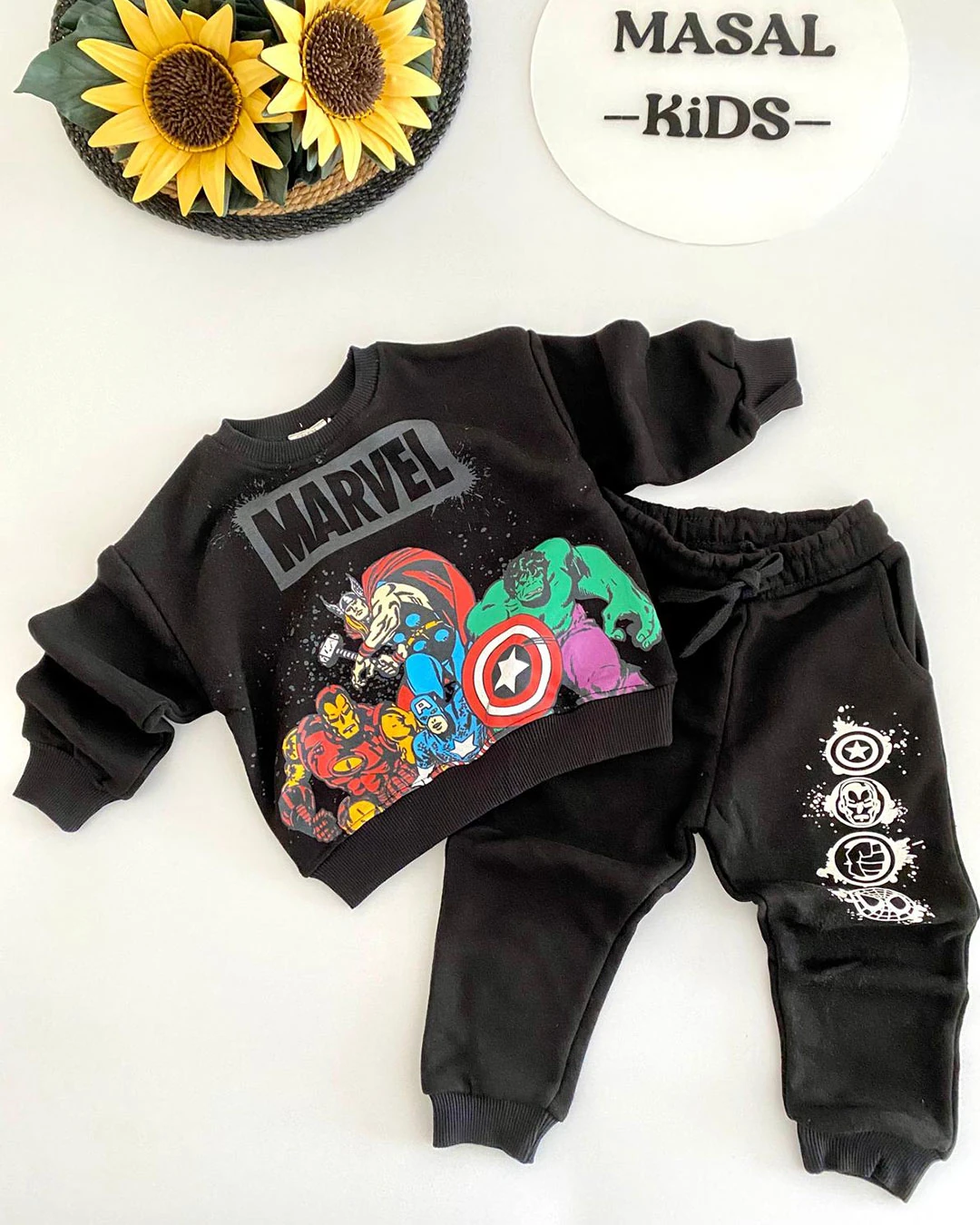 Siyah Marvel İkili Takım