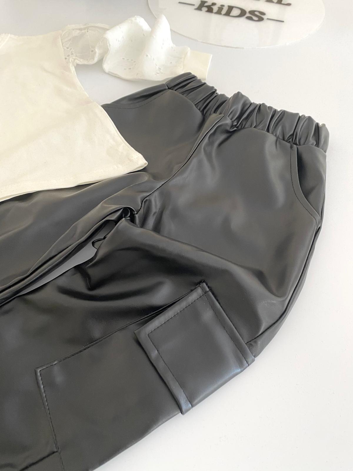 Deri Pantolonlu İkili Kız Takımı