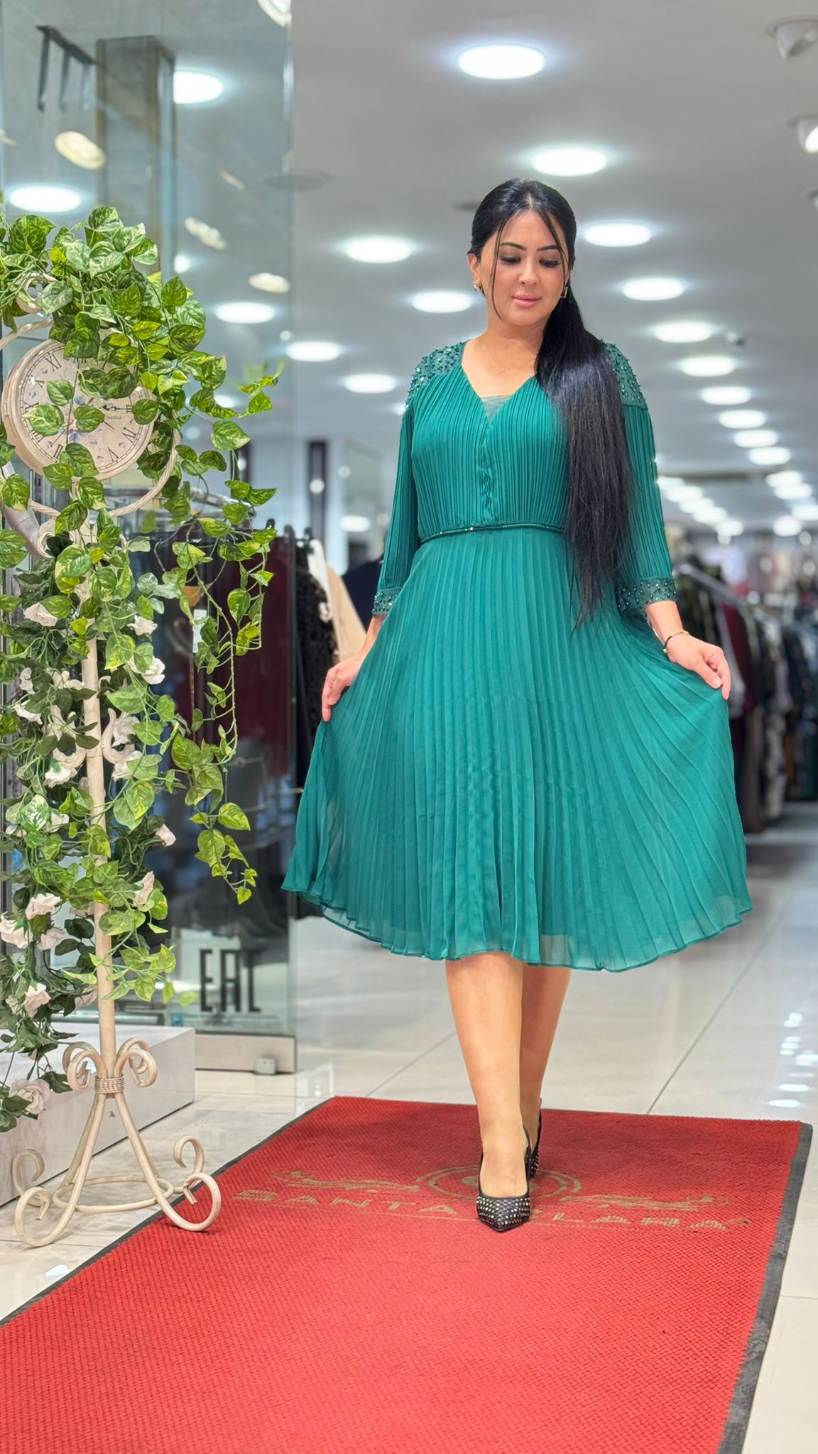 Pliseli Dantel Detaylı Elbise - (44-46-48-50) SET