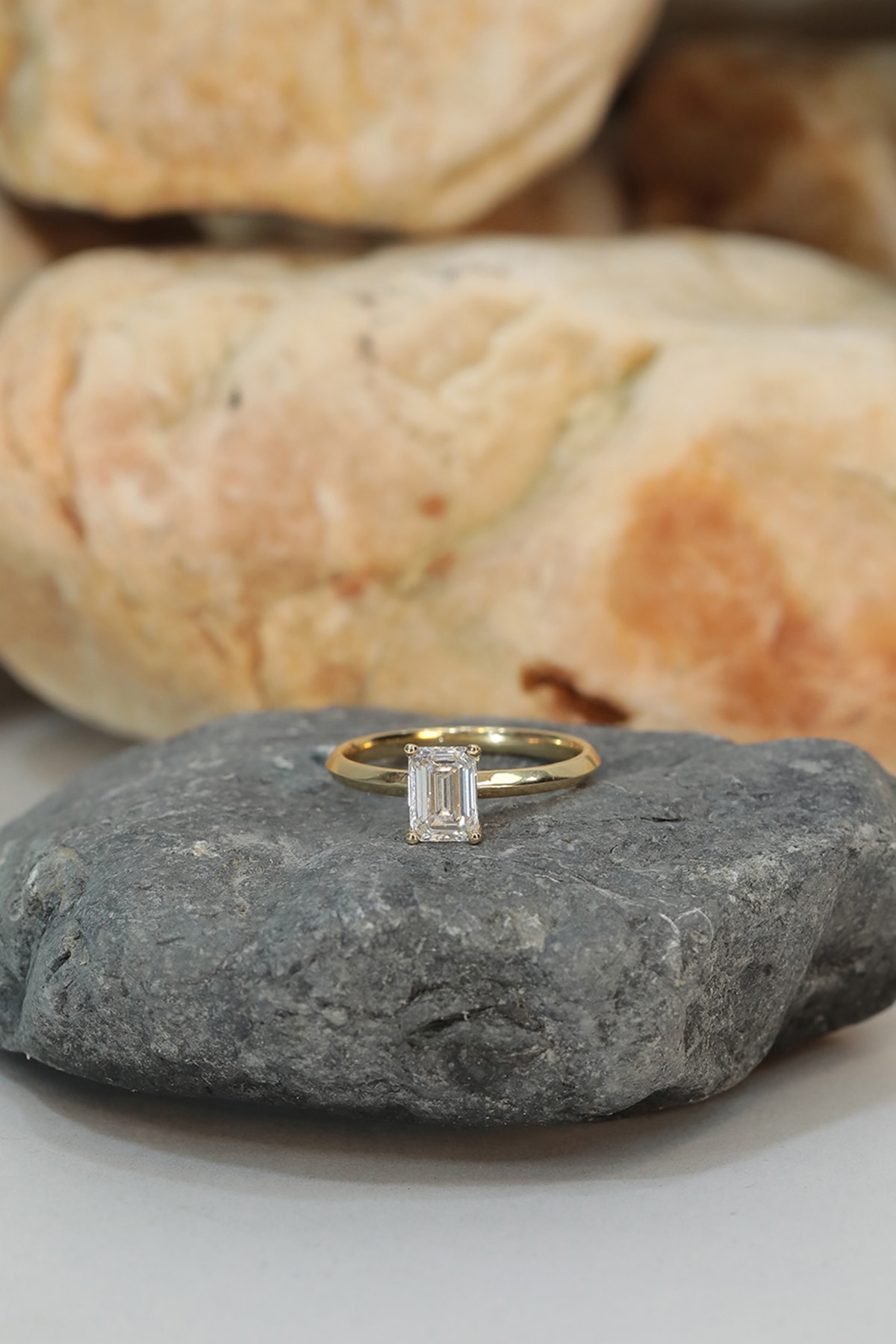 Emerald Solitaire Yüzük