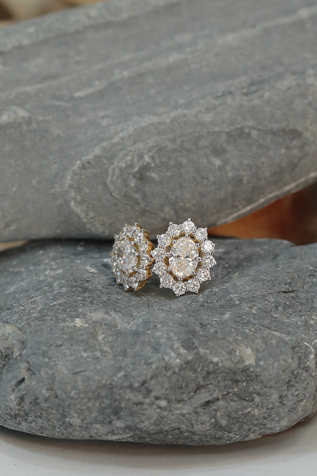 Timeless Solitaire Pırlanta Küpe