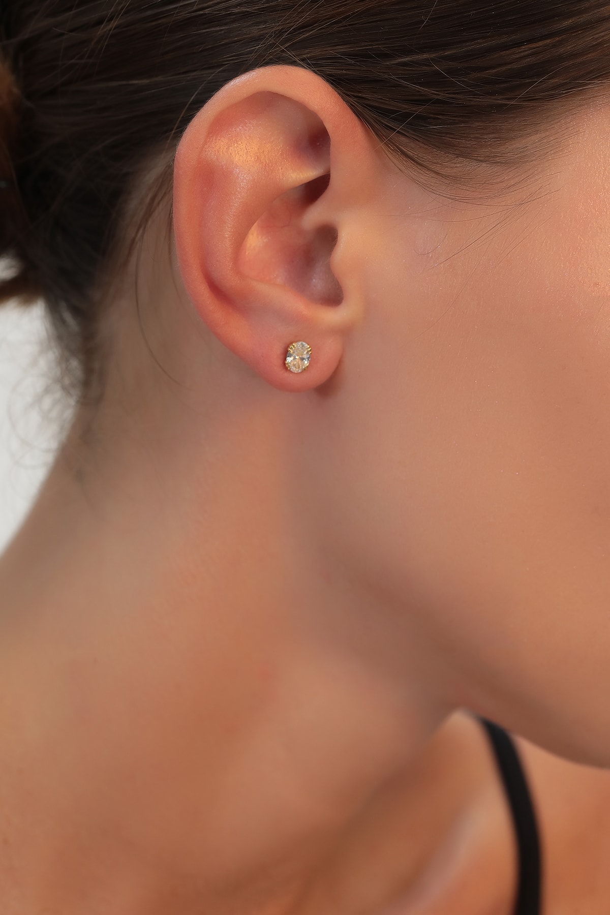 Oval Solitaire Pırlanta Küpe